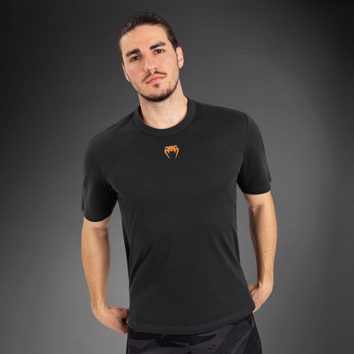 UFC Adrenaline by Venum Fight Week T-Shirt A Maniche Corte da Uomo - Antracite Grigio