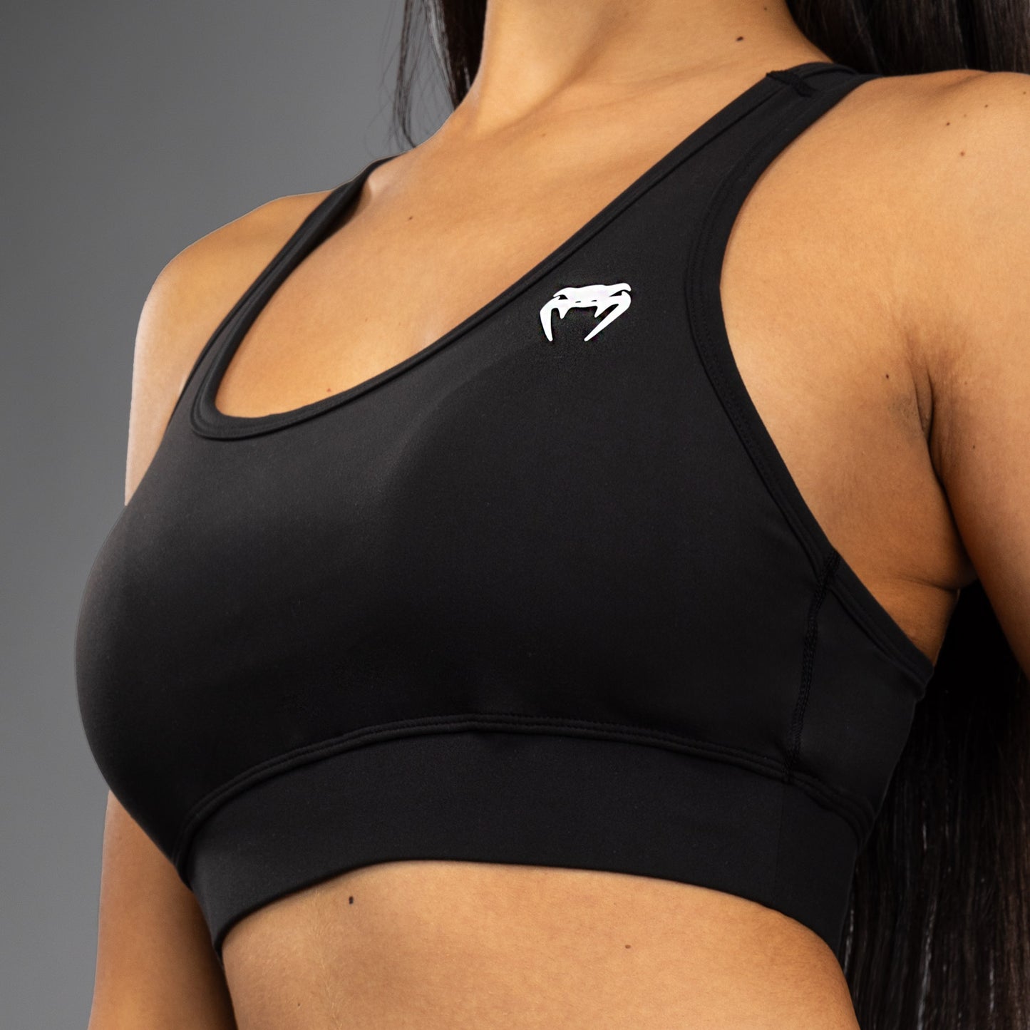 Reggiseno Sportivo a Medio Impatto Venum Essential - Nero