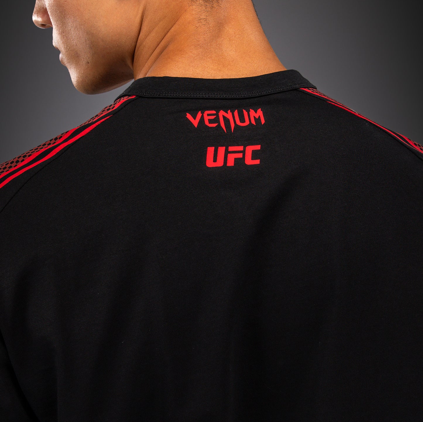 Venum UFC Unity by Venum Authentic Fight Week T-shirt a Maniche Lunghe da Uomo - Nero