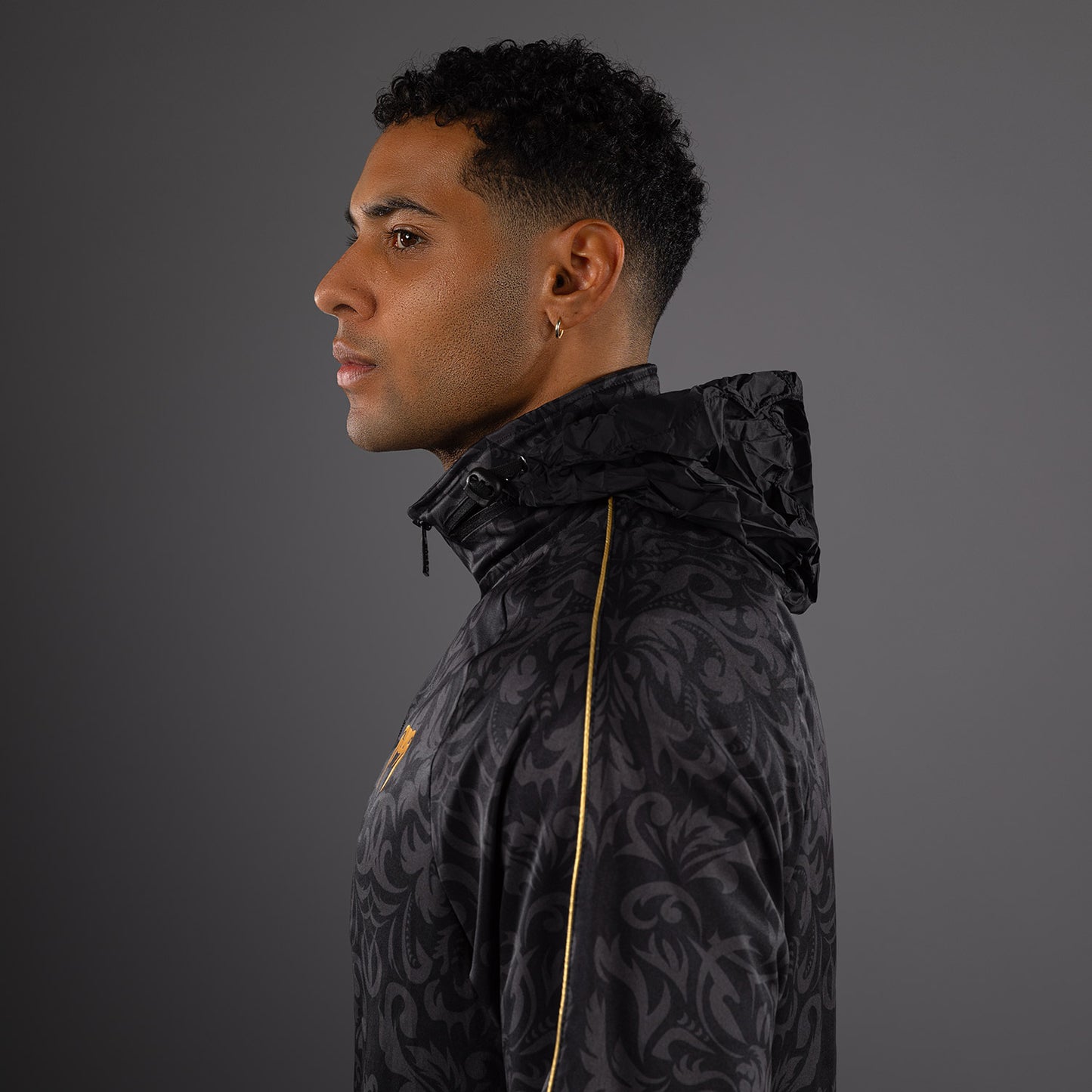 Venum x Topuria Unmatched Edition Giacca da Allenamento - Nero/Oro