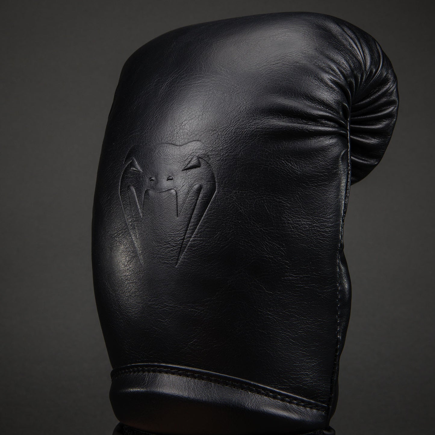 Venum Impact Classic Guantoni da Boxe - Nero