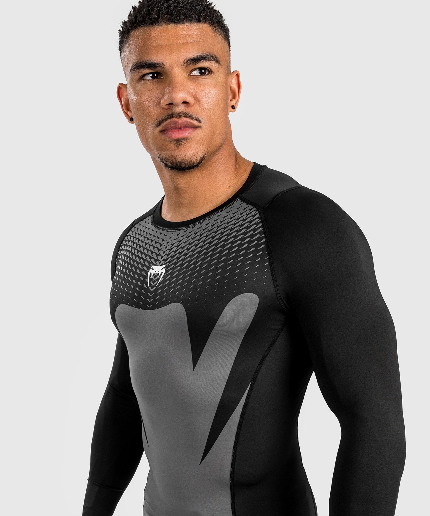 Venum Attack Rashguard a Maniche Lunghe da Uomo - Nero/Grigio