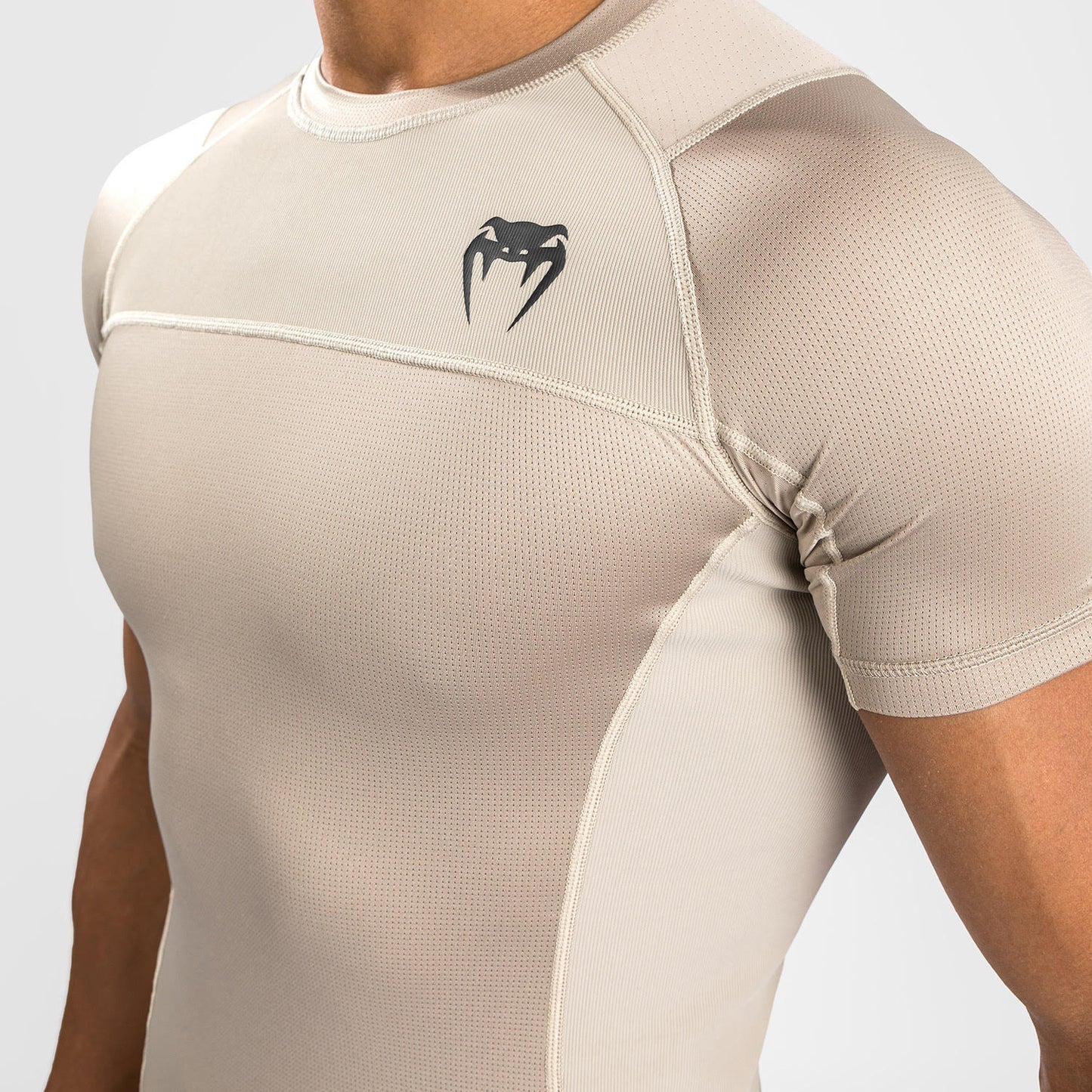 Venum G-Fit Air Rashguard a maniche corte - Sabbia