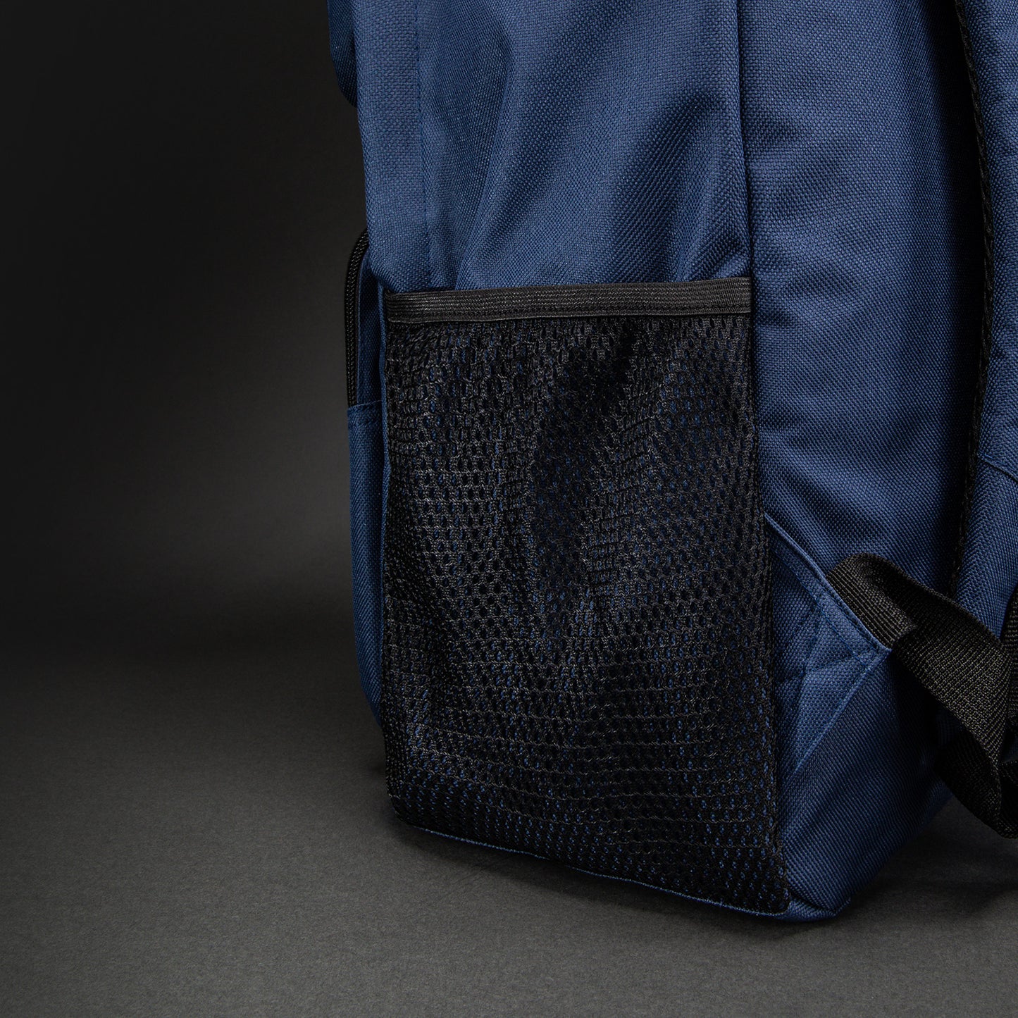 Venum Essential Borsa Sportiva (24 L) - Blu Navy