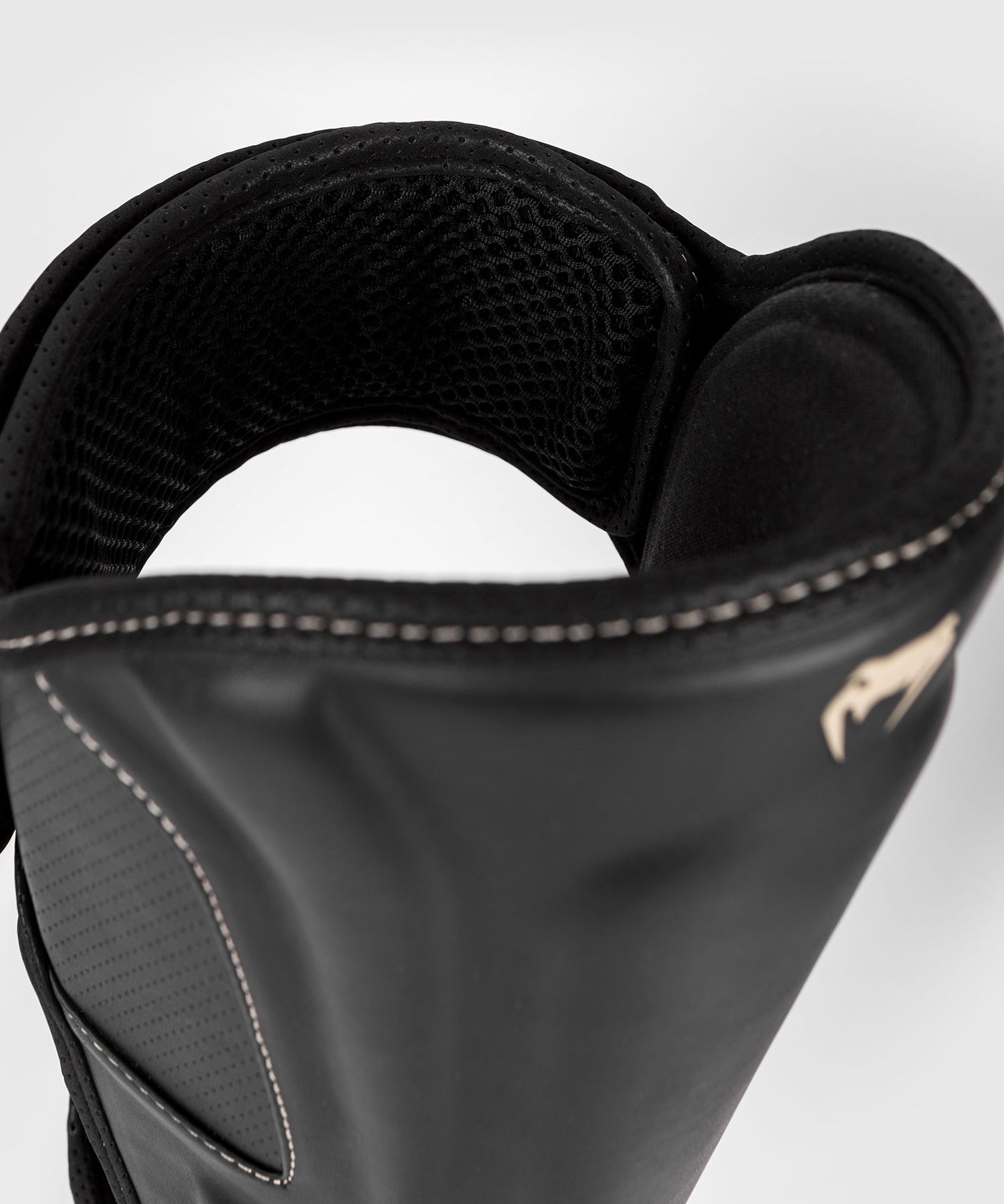 Venum Impact Evo Parastinchi - Nero