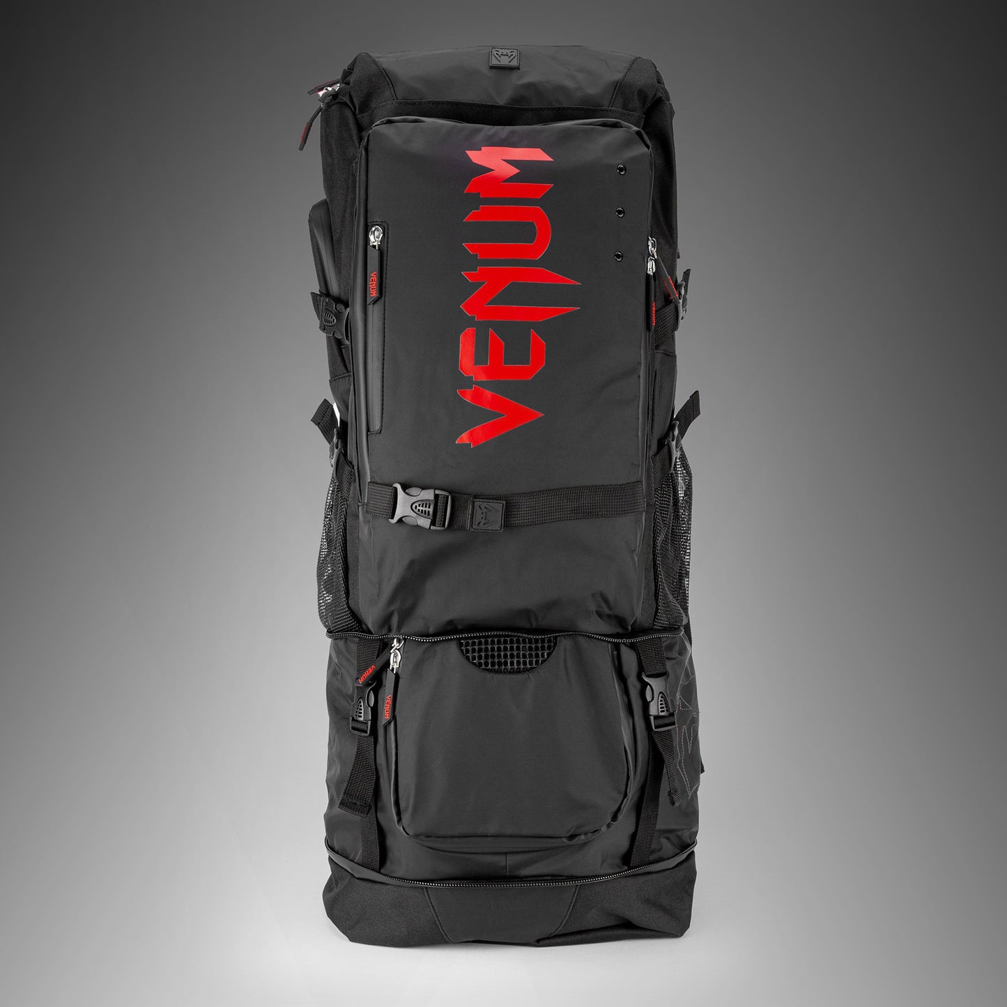Venum Challenger Xtrem Evo Zaino (50-63L) – Nero/Rosso