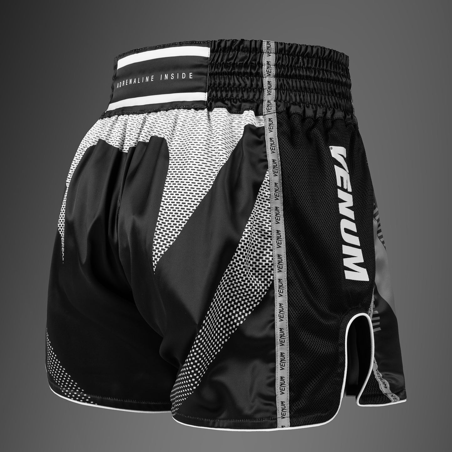 Venum Adrenaline Pantaloncini Muay Thai – Nero/Grigio Argento