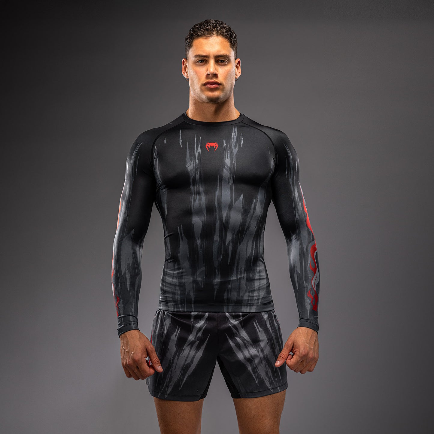 Venum Demon Rashguard a Maniche Lunghe - Nero/Grigio