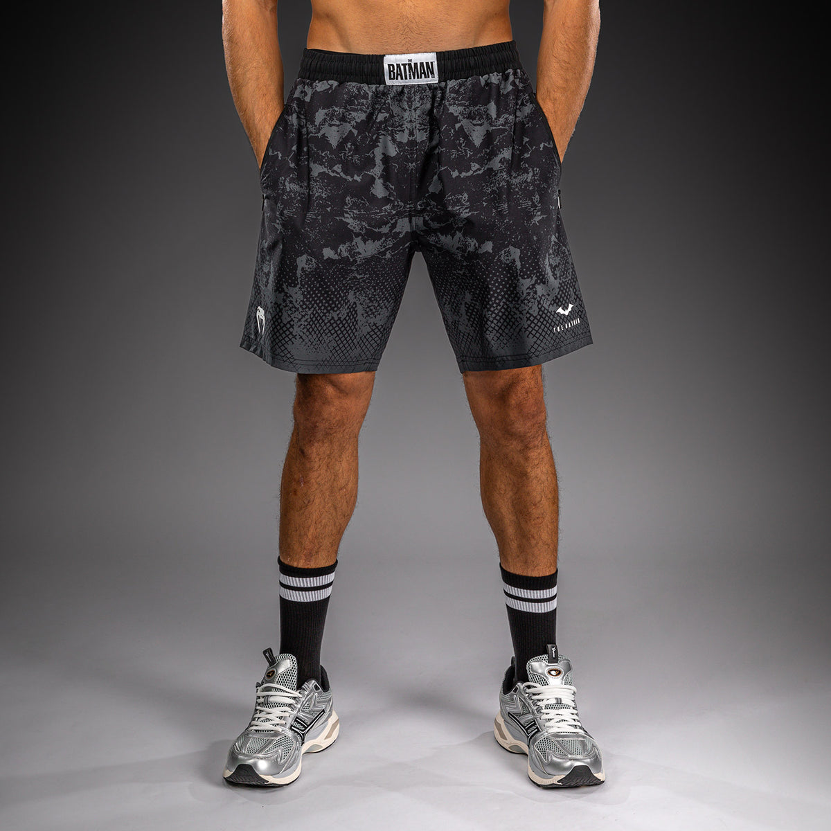 Venum x Batman Pantaloncini da allenamento - Nero/Grigio/Bianco