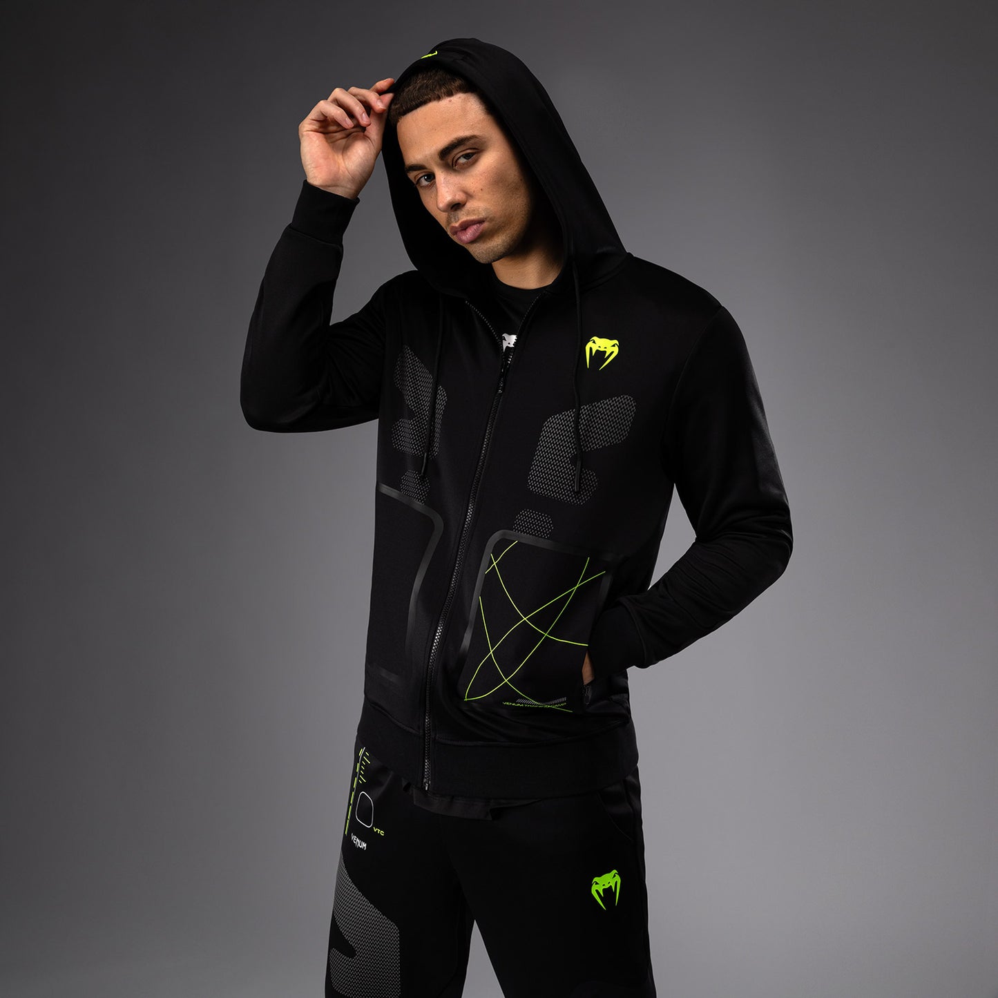 Venum Training Camp 4.0 Felpa con cappuccio con zip intera - Nero/Neo Green