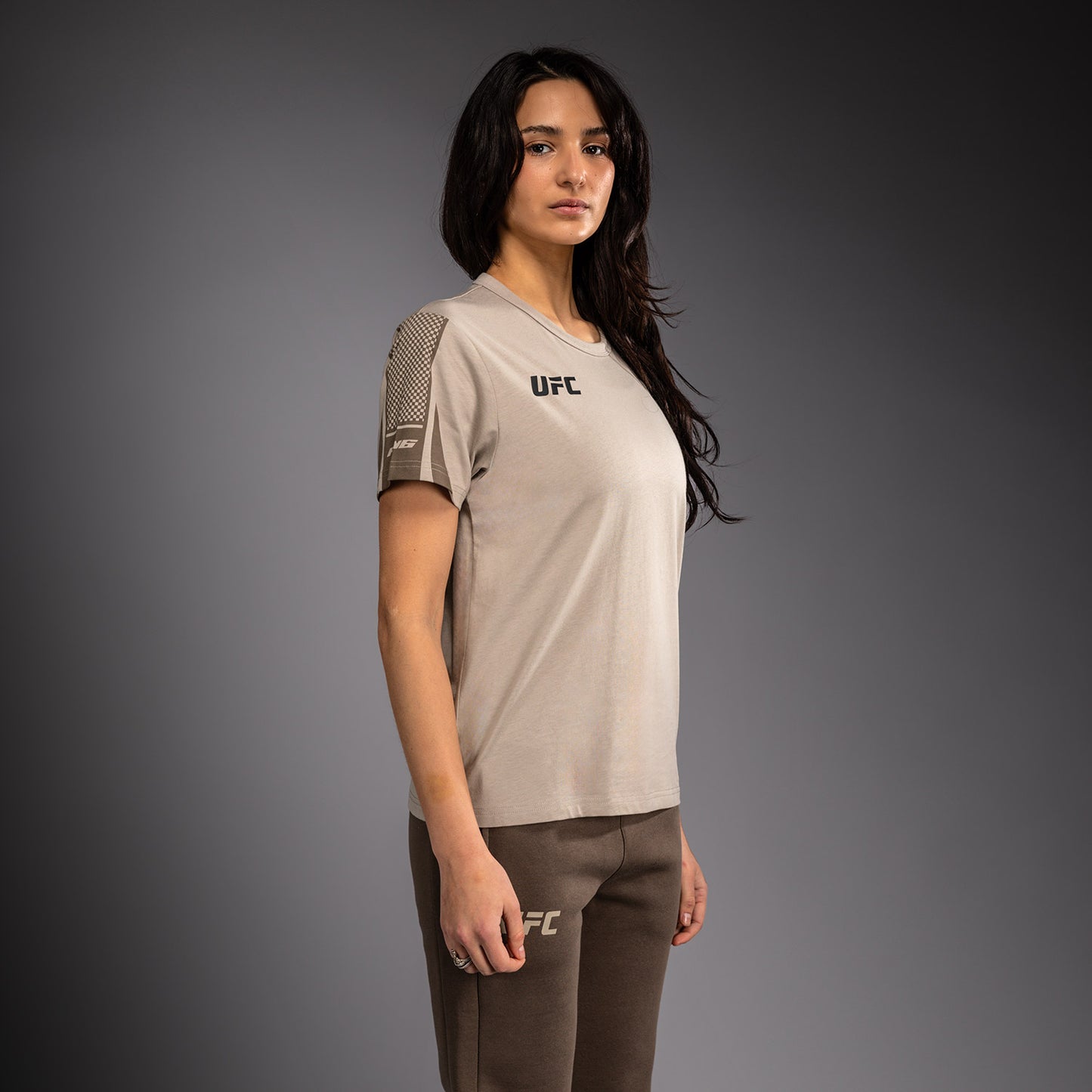 Venum UFC Unity by Venum Authentic Fight Week T-shirt a Maniche Corte da Donna - Sabbia