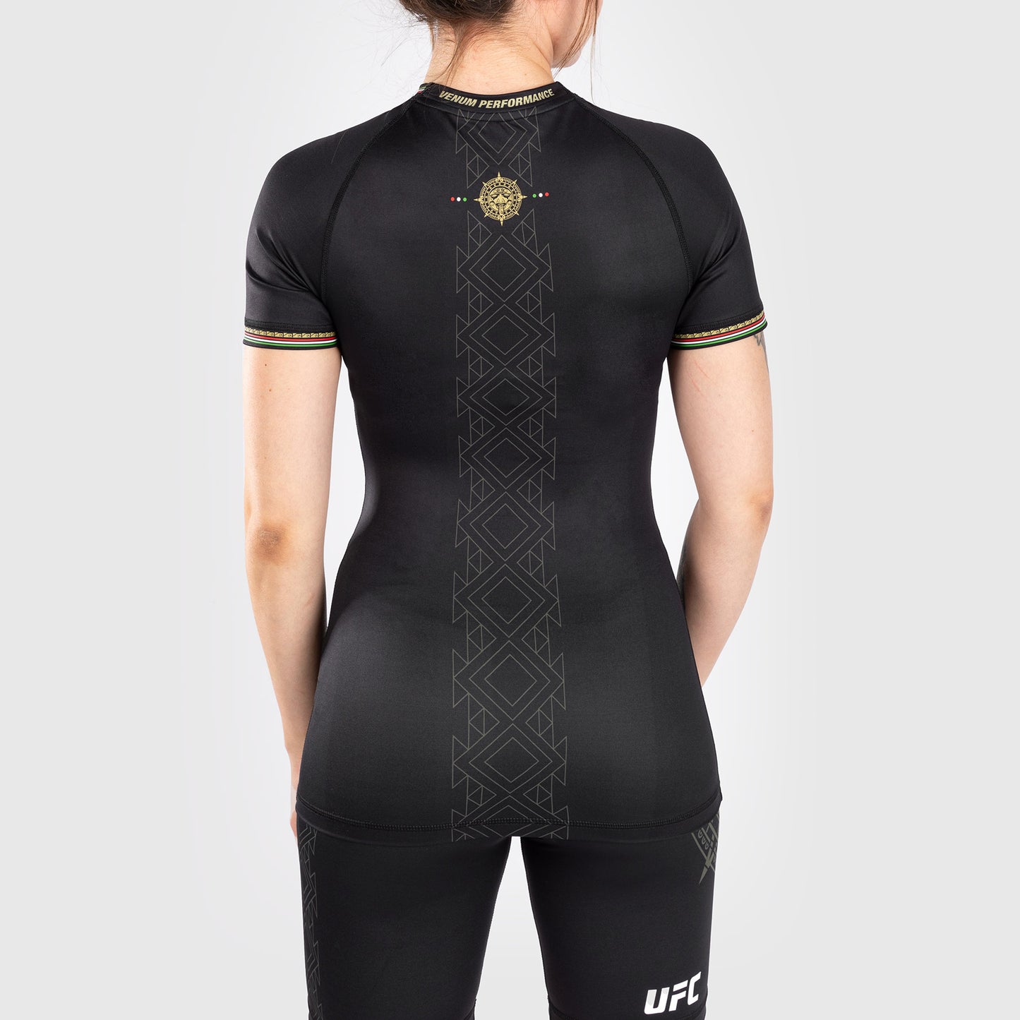 Noche UFC by Venum Authentic Fight Night Rash Guard a maniche corte da donna - Nera