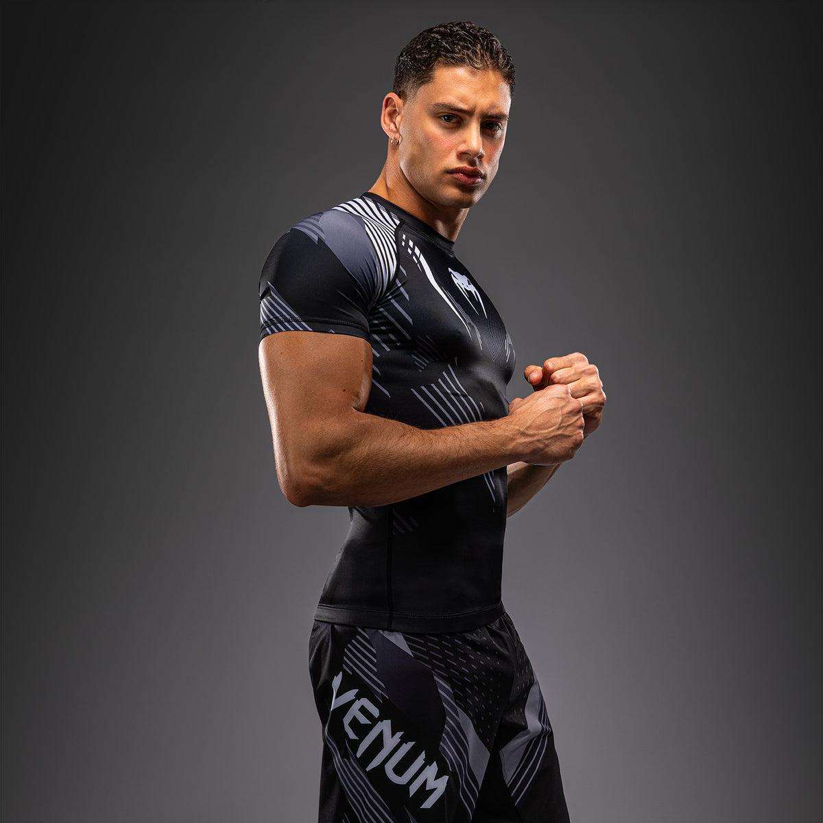 Venum No-Gi 6.0 Rashguard a Maniche Corte - Nero/Bianco