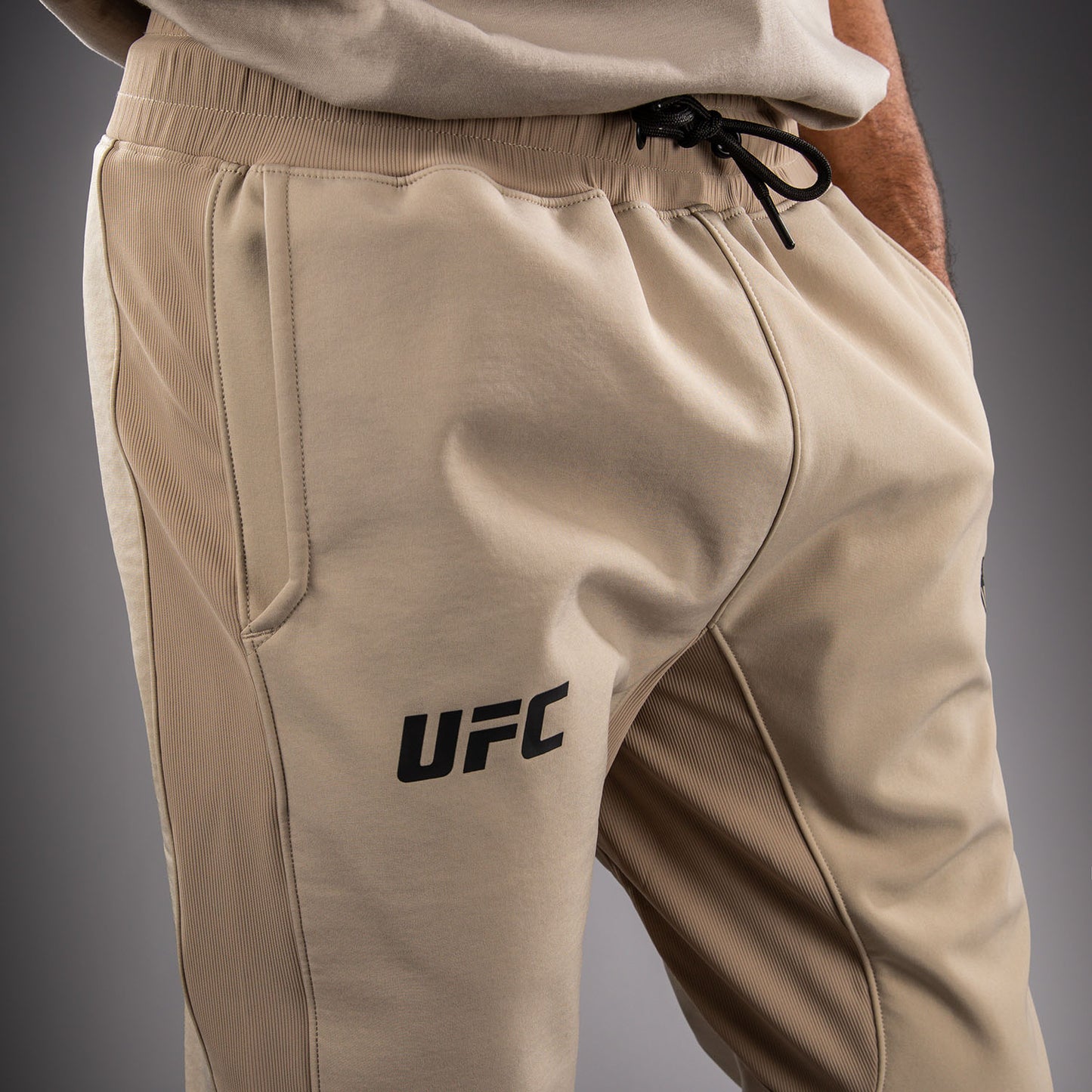 Venum UFC Unity by Venum Authentic Fight Week Pantaloni da Uomo - Sabbia