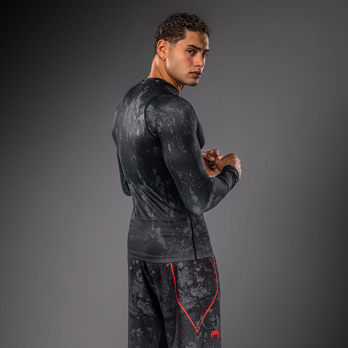 Venum x Batman Rashguard a maniche lunghe - Nero/Grigio/Rosso