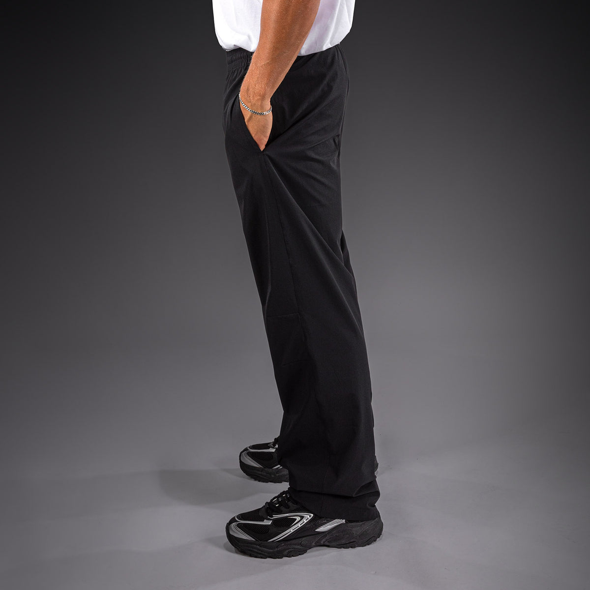 Venum Essential Woven Straight Pantaloni dritti - Nero
