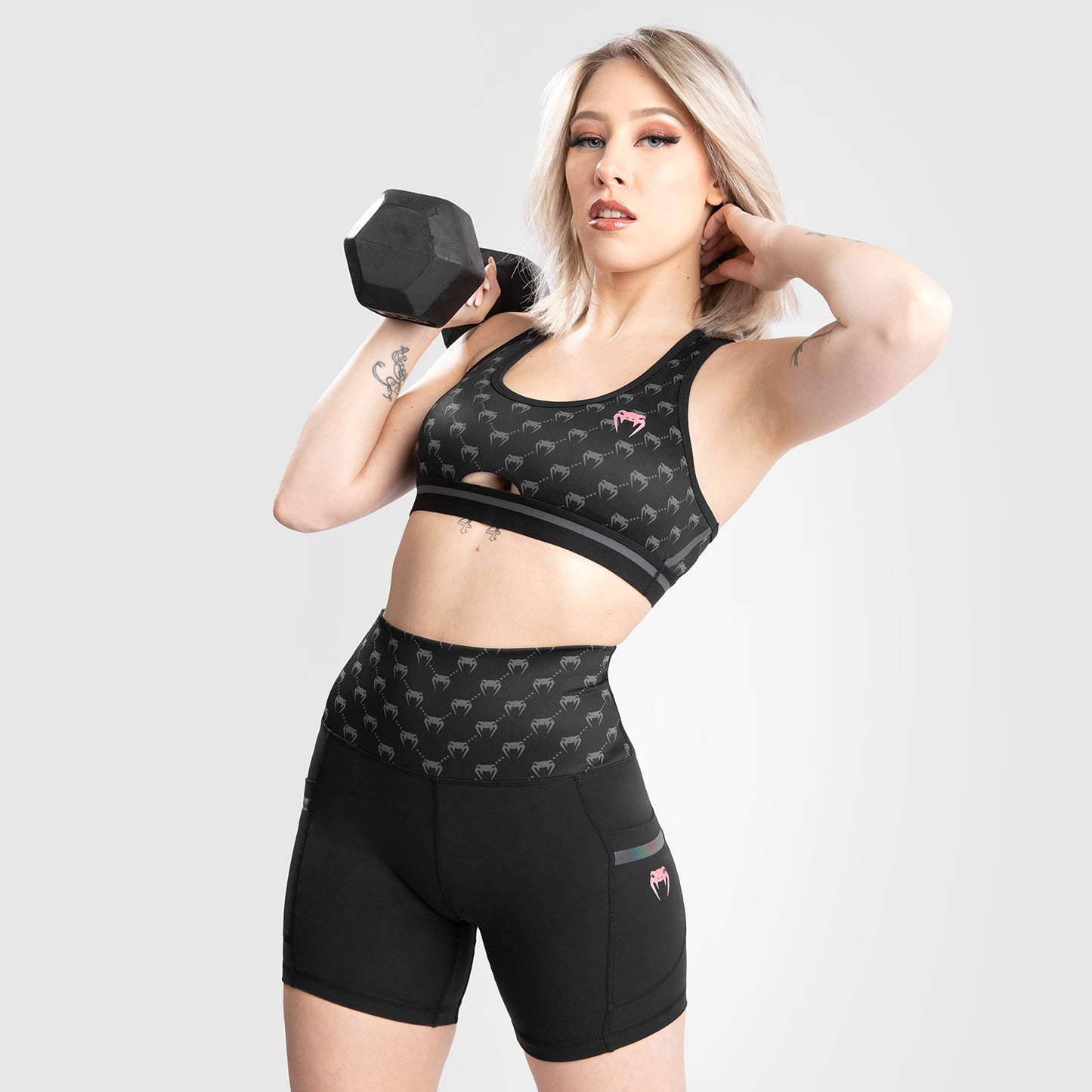 Pantaloncini da bici da donna Monogram Venum – Nero/Oro rosa