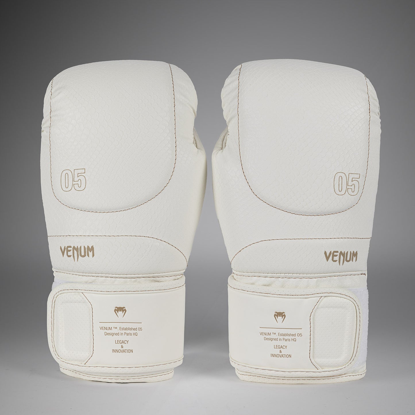 Venum Impact Evo Scales Guanti da boxe – Avorio