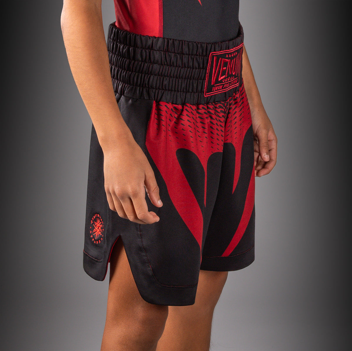 Venum Attack Pantaloncini da Boxe per Bambini - Nero/Rosso