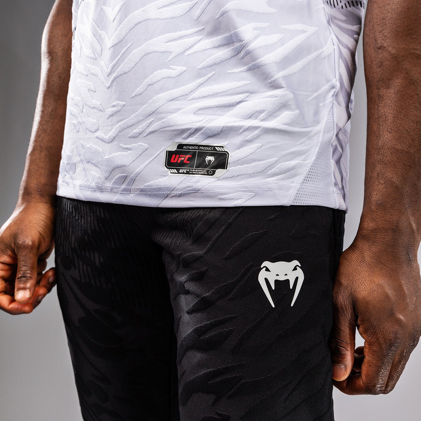 UFC Fusion by Venum Authentic Fight Night Maglietta Dry Tech per Uomo - Bianco