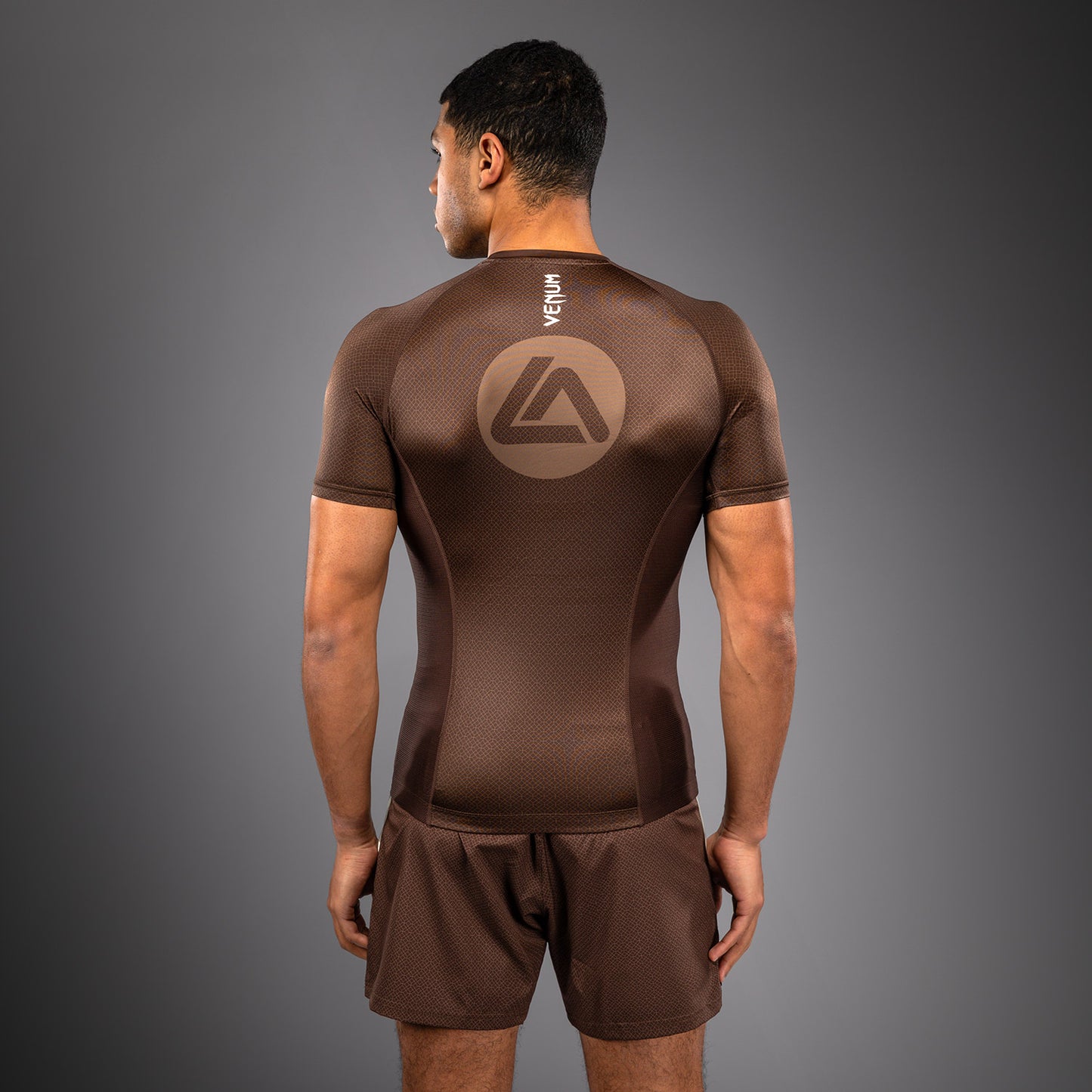 Venum x Roger Gracie Academy Rashguard a Maniche Corte - Marrone Scuro