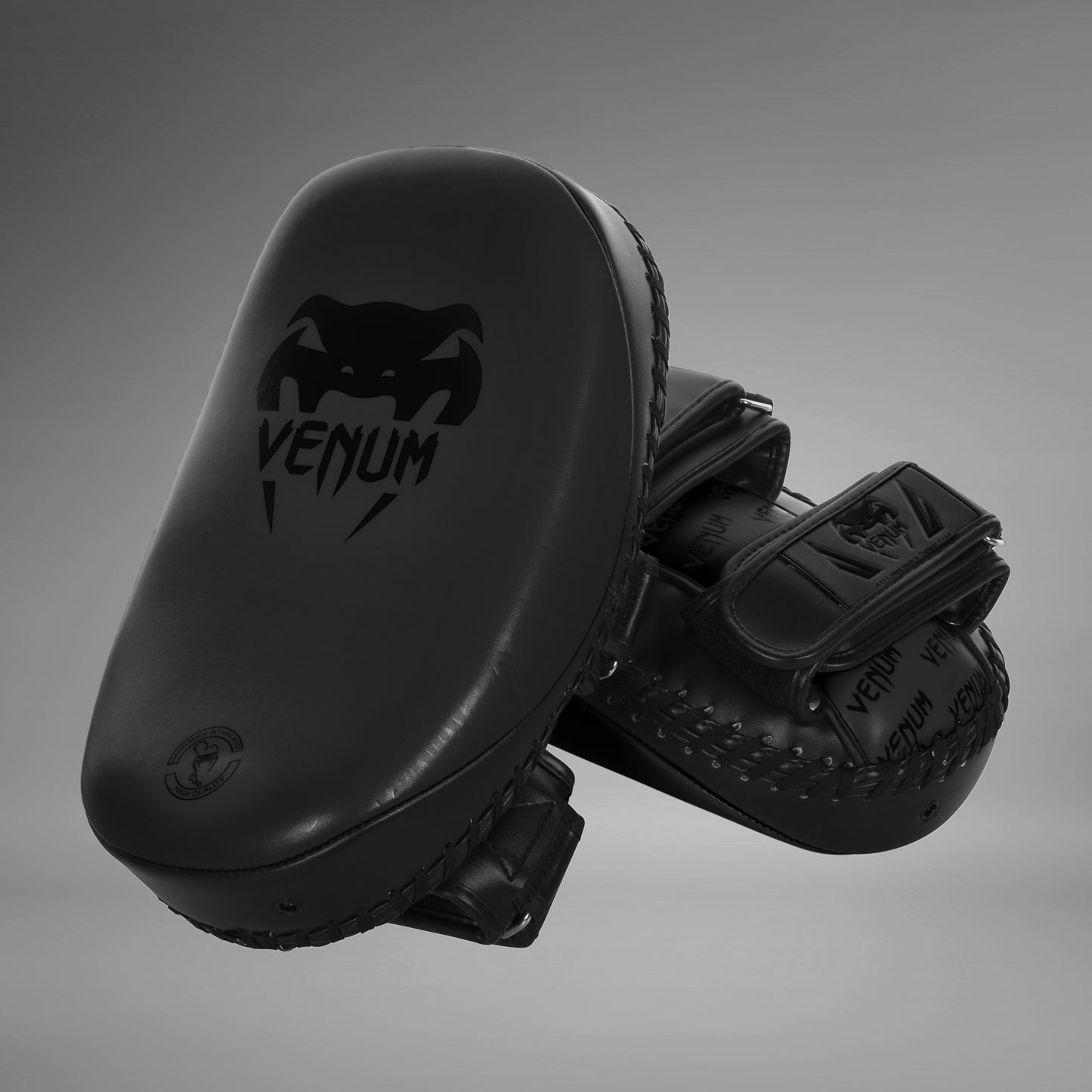 Kick Pads Venum Light - Nero/Nero (Paio)