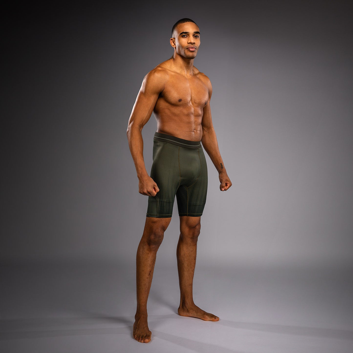 Venum Stealth Pantaloncini a Compressione – Kaki/Verde Scuro