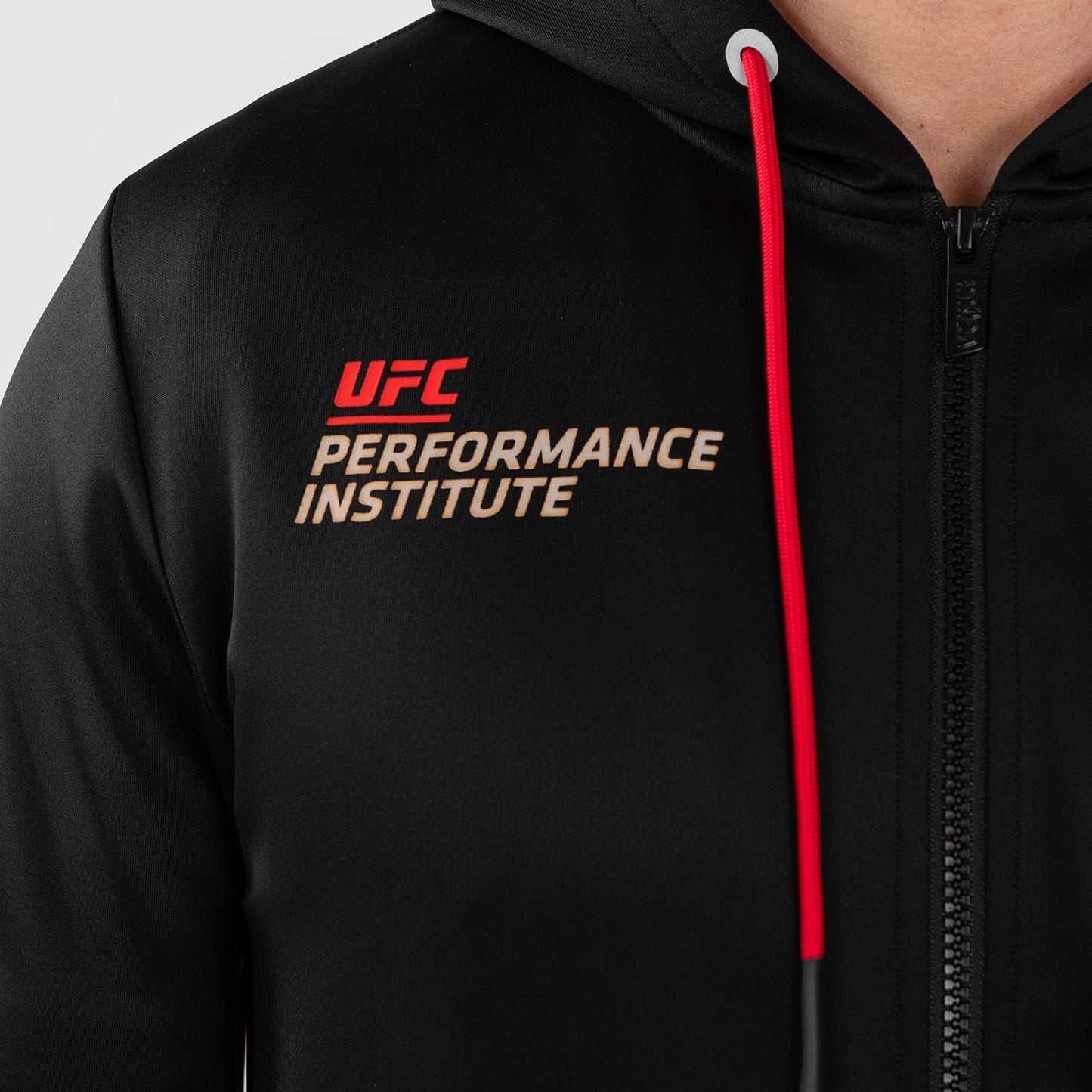UFC Venum Performance Institute 2.0 Felpa con cappuccio con zip da uomo - Nero/Rosso