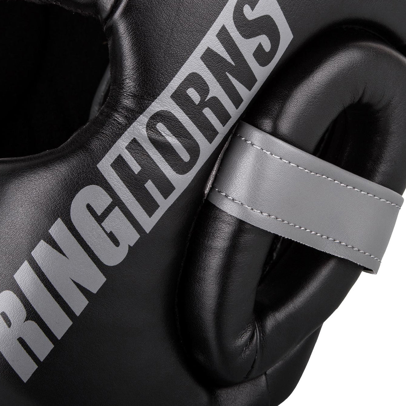 Ringhorns Charger by Venum Headgear – Nero