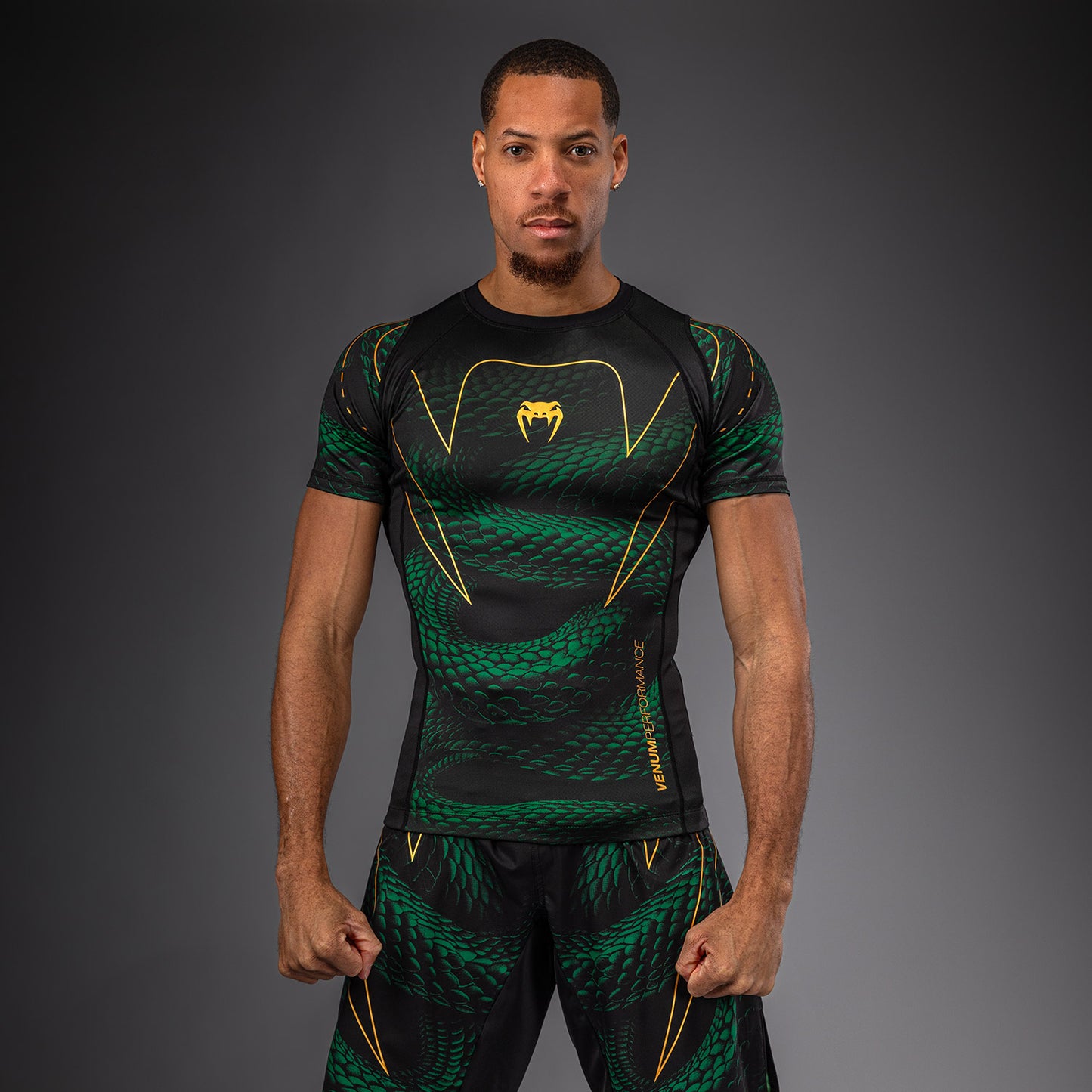 Venum Matupa Rashguard a Maniche Corte - Nero/Verde/Oro
