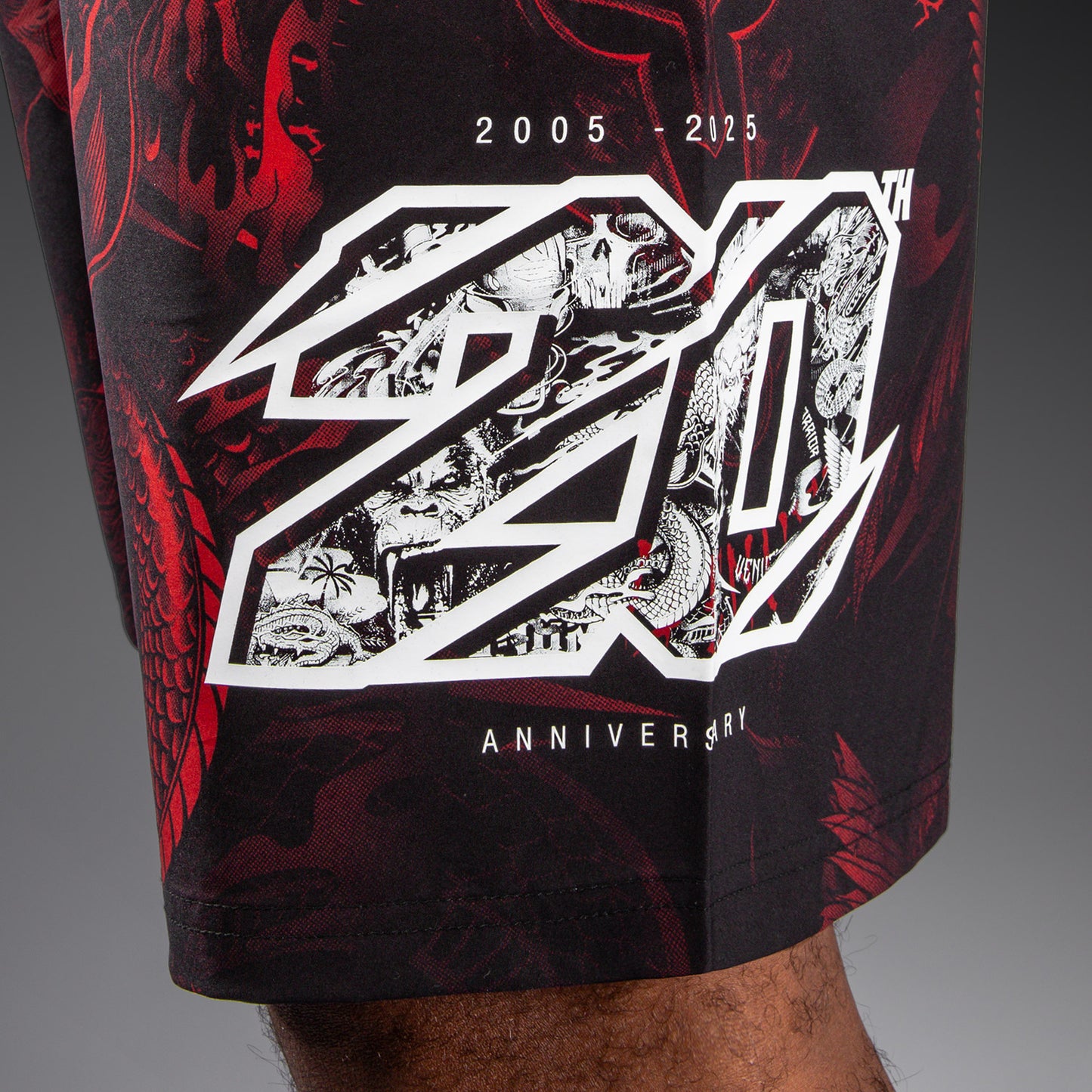 Venum 20th Anniversary Pantaloncini da Allenamento - Nero/Rosso