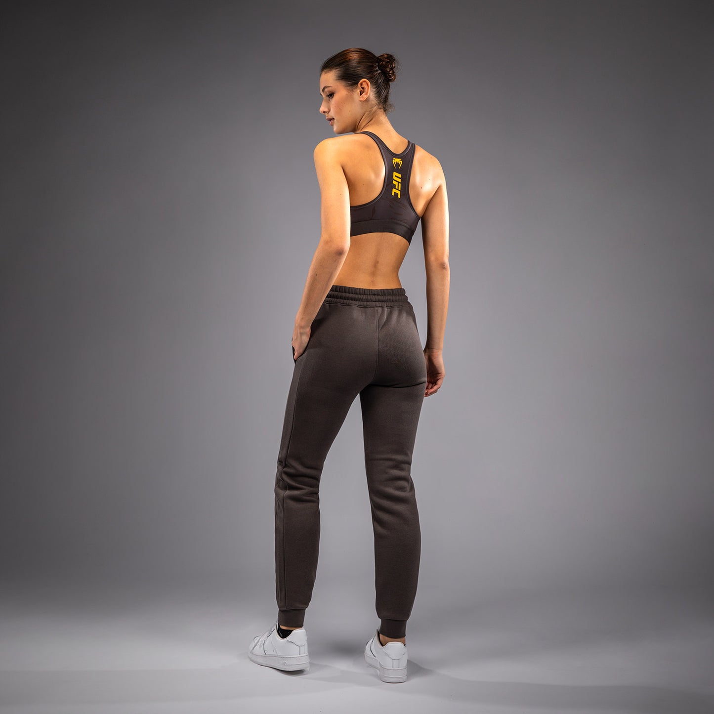 UFC Fusion by Venum Fight Week Pantaloni in Cotone per Donna - Marrone terra