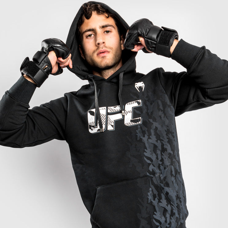 Felpa Con Cappuccio Uomo UFC Venum Authentic Fight Week - Nero