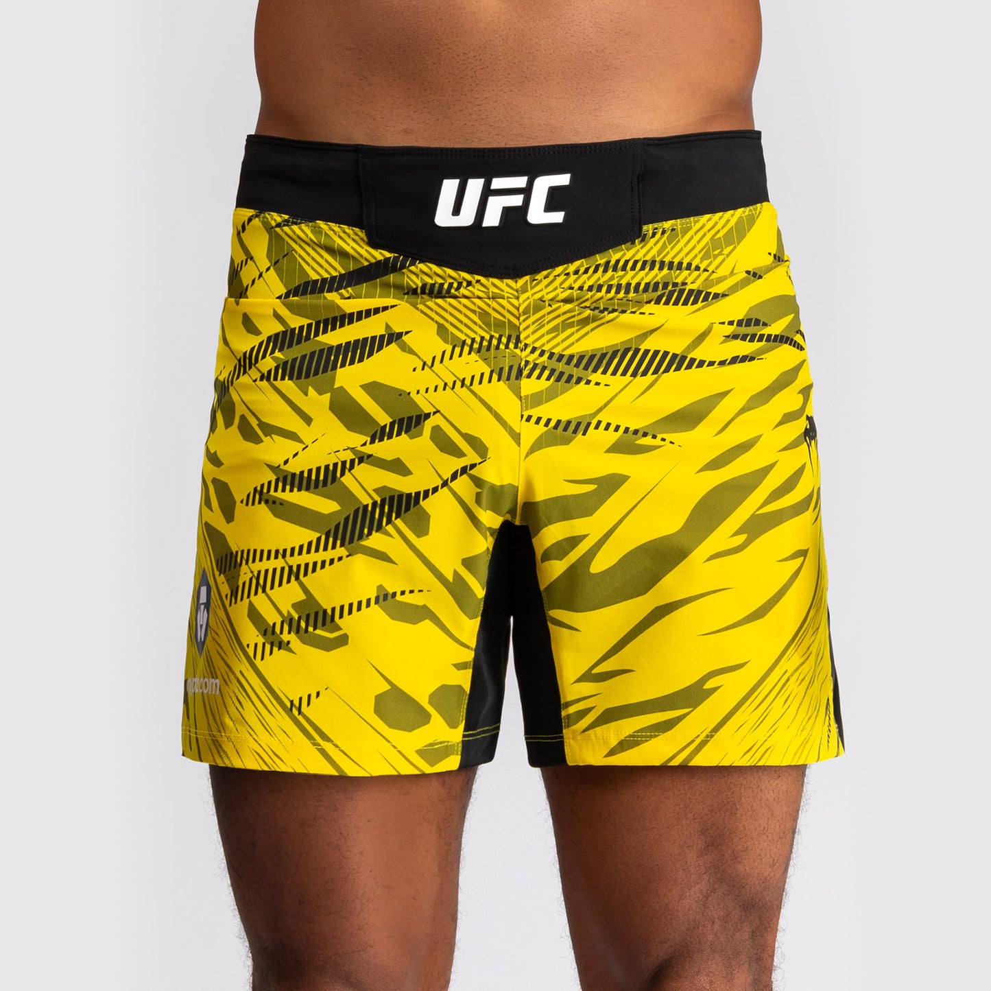 UFC Fusion by Venum Personalizzati Authentic Fight Night Shorts da Lotta per Uomo - Fit Corto - Giallo