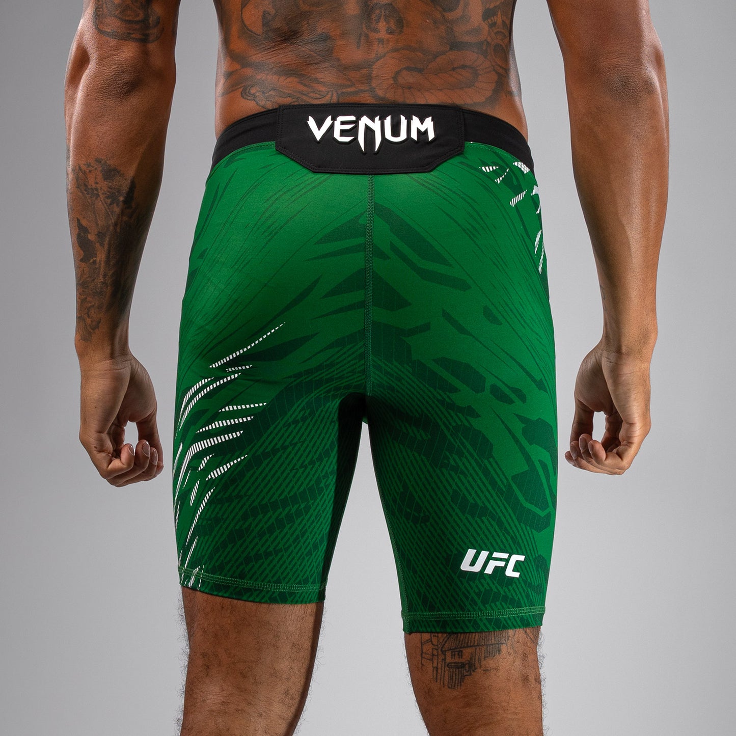 UFC Fusion by Venum Personalizzati Authentic Fight Night Vale Tudo Shorts per Uomo - Verde