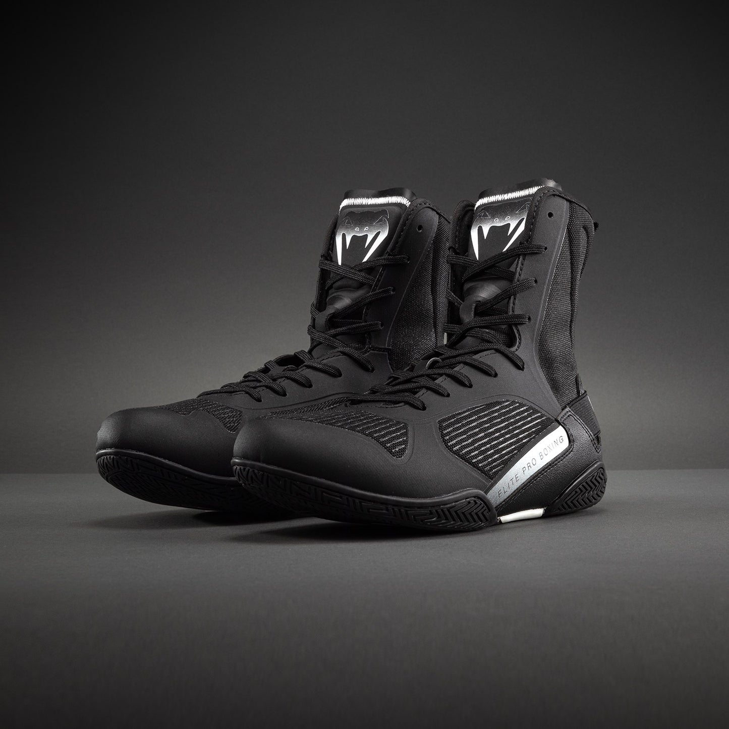 Venum Elite Neo Scarpe da Boxe – Nero/Bianco