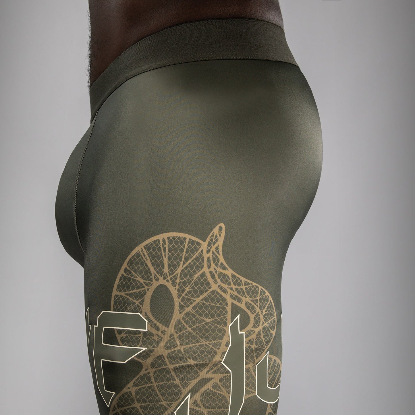 Venum Serpenti Pantaloni Compressivi – Kaki/Bronzo/Ivory