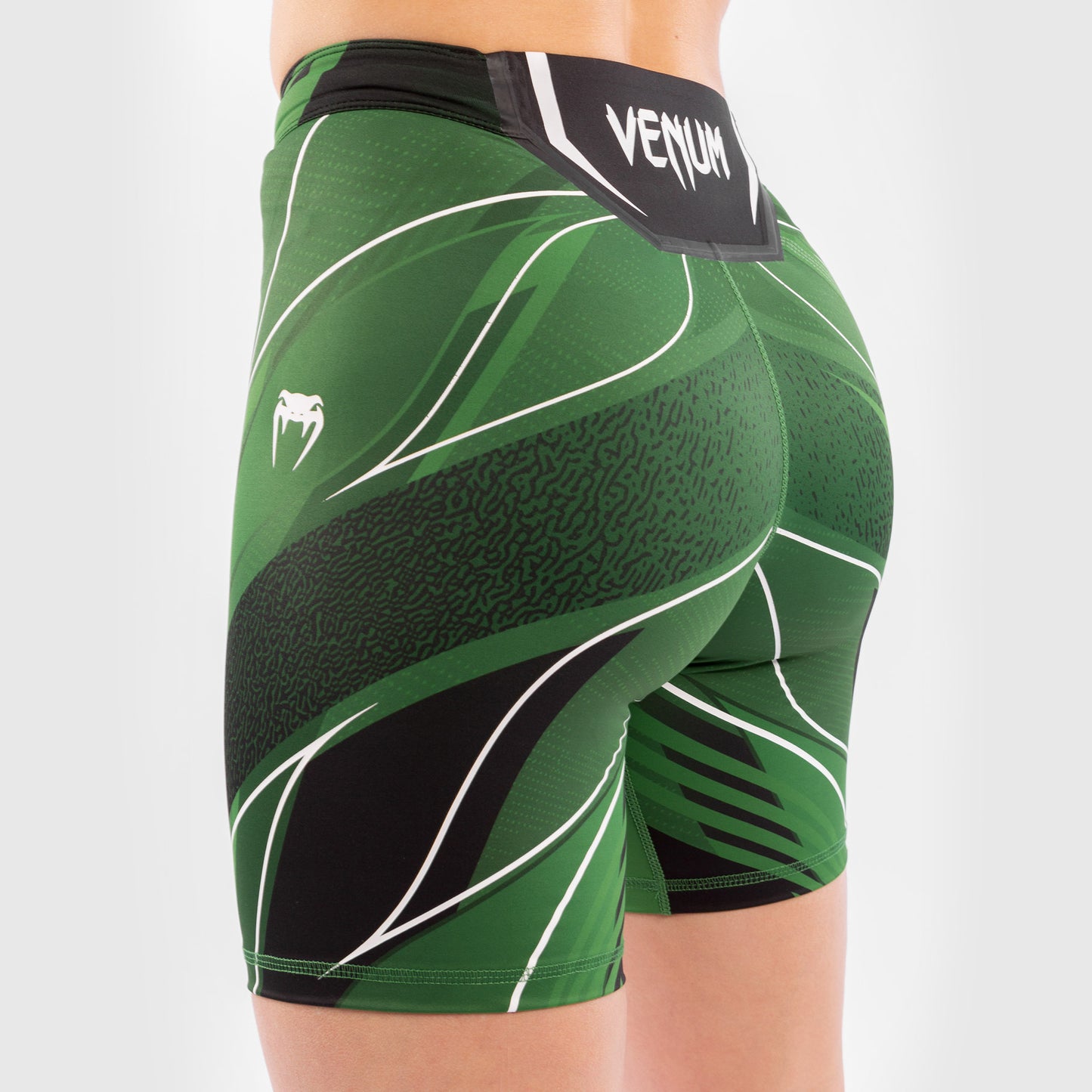 Pantaloncini da Vale Tudo Donna UFC Venum Authentic Fight Night - Vestibilità Lunga - Verde