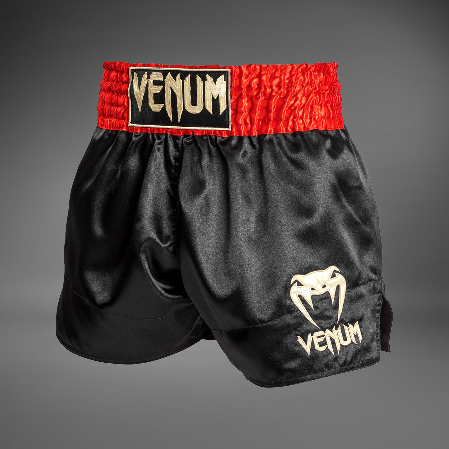 Venum Classic Pantaloncini da Muay Thai - Rosso/Nero/Oro