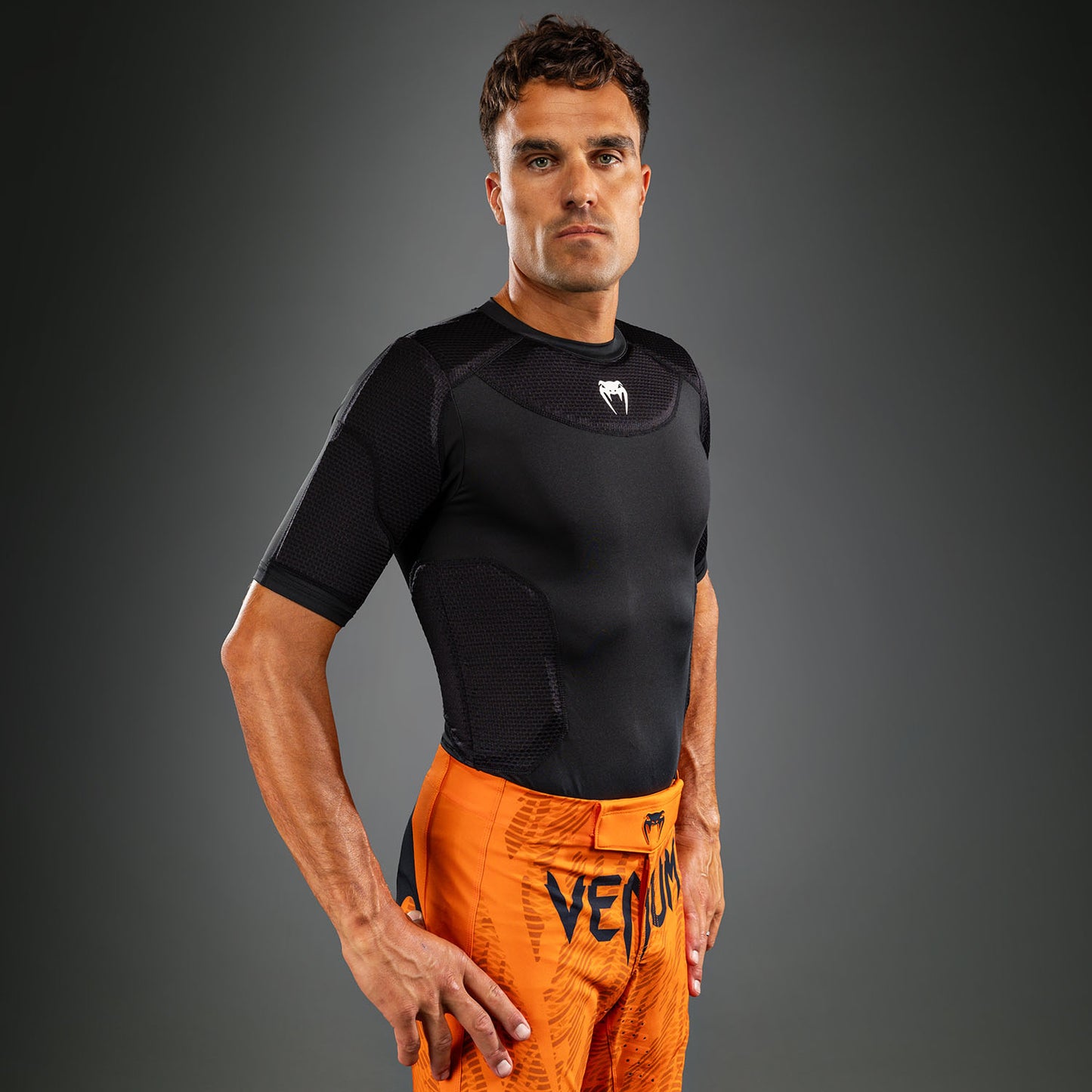 Venum MX Basics T-shirt protettiva - Nero/Bianco