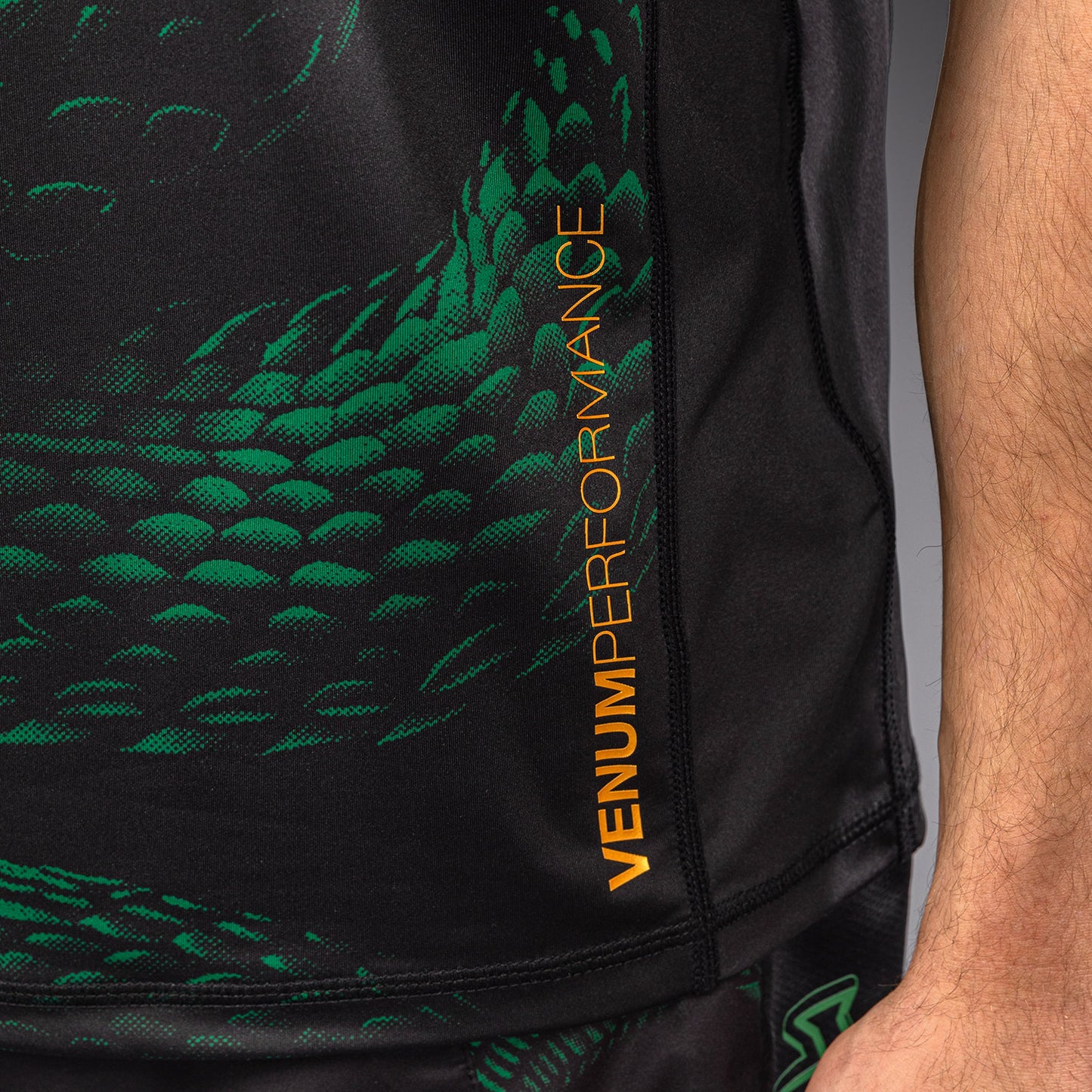 Venum Matupa Maglietta Dry Tech - Nero/Verde/Oro