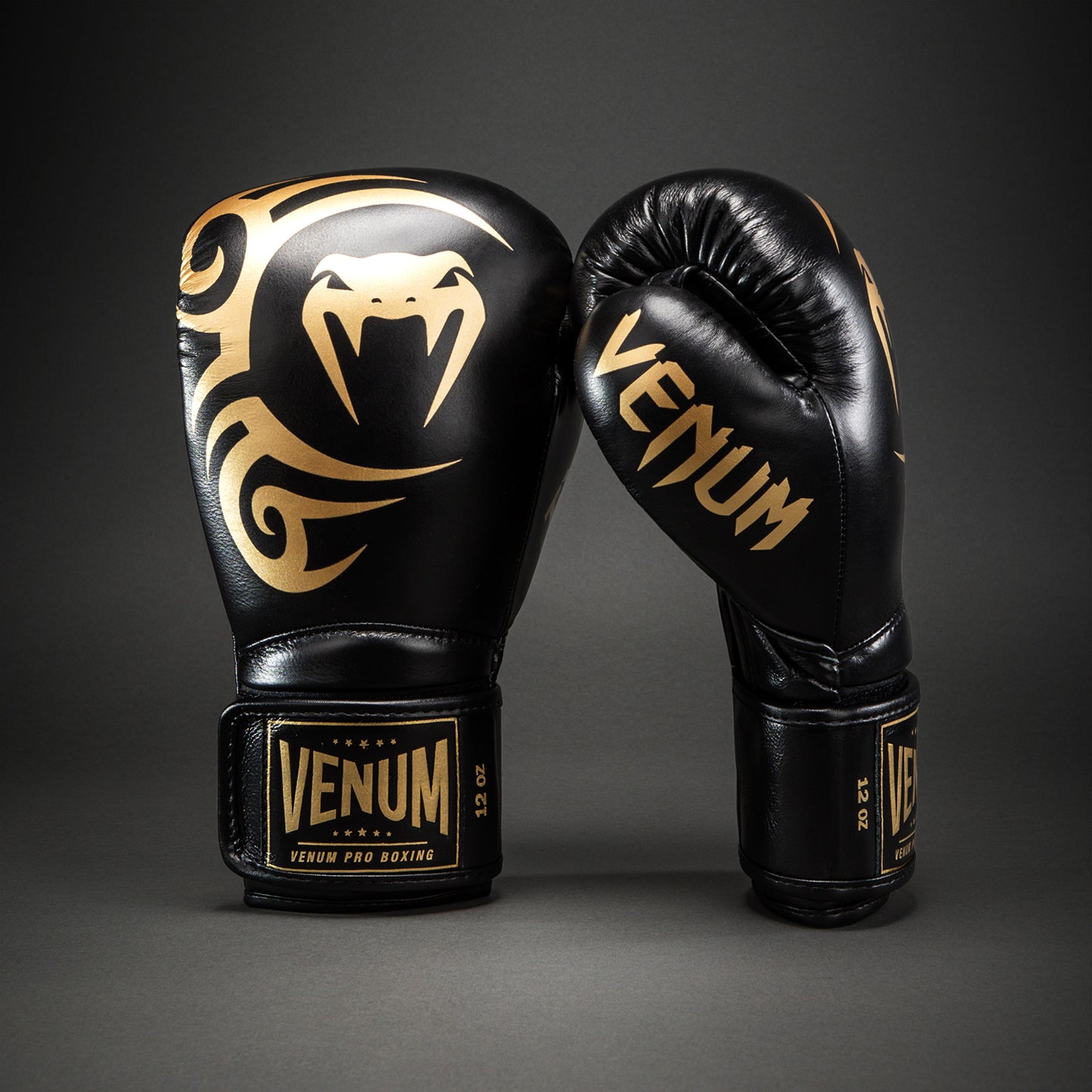 Venum Giant 2.0 Mike Tyson Pro Guantoni da boxe – Nero/Oro