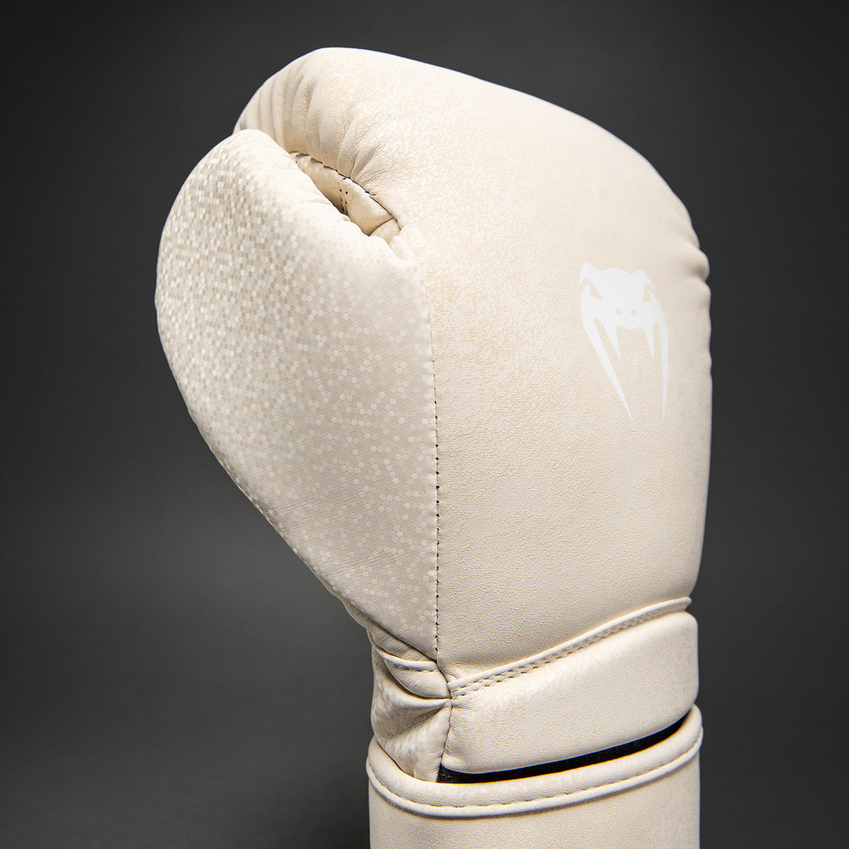 Venum Stone 2.0 Guantoni da boxe Sabbia