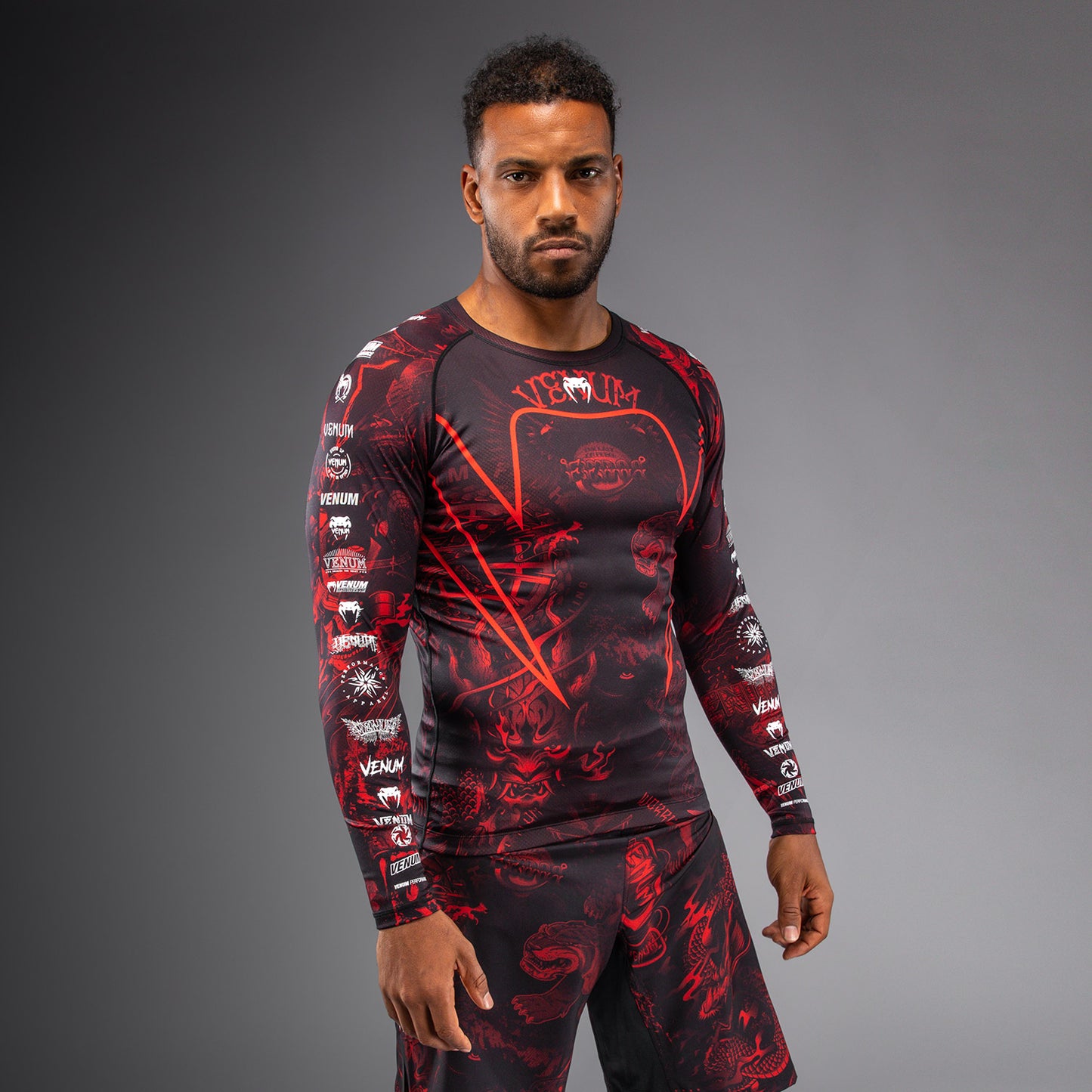 Venum 20th Anniversary Rashguard a Maniche Lunghe - Nero/Rosso