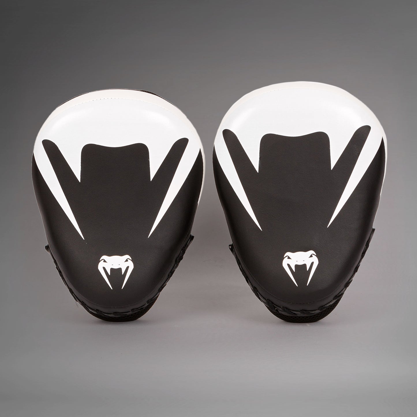 Venum Pro Boxing Mini Curved Punch Mitts (Paia)