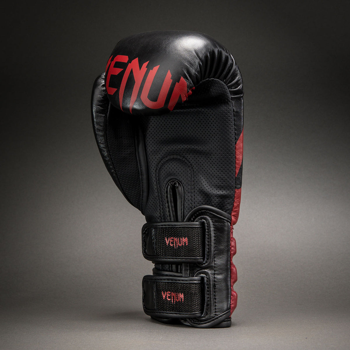 Venum Reverso Guanti da Boxe – Nero/Rosso