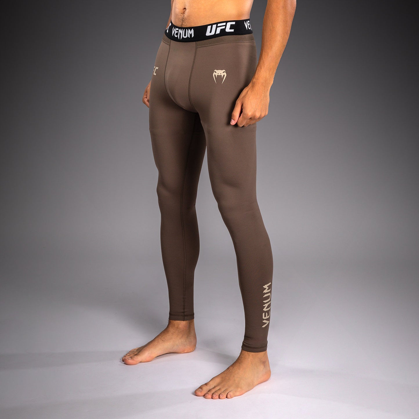 Venum UFC Unity by Venum Authentic Fight Week Pantaloni a Compressione Tecnici da Uomo - Marrone
