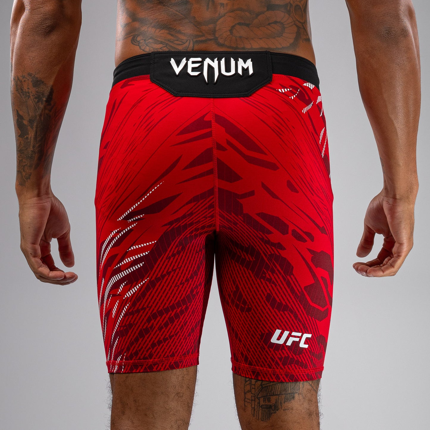 UFC Fusion by Venum Personalizzati Authentic Fight Night Vale Tudo Shorts per Uomo - Rosso