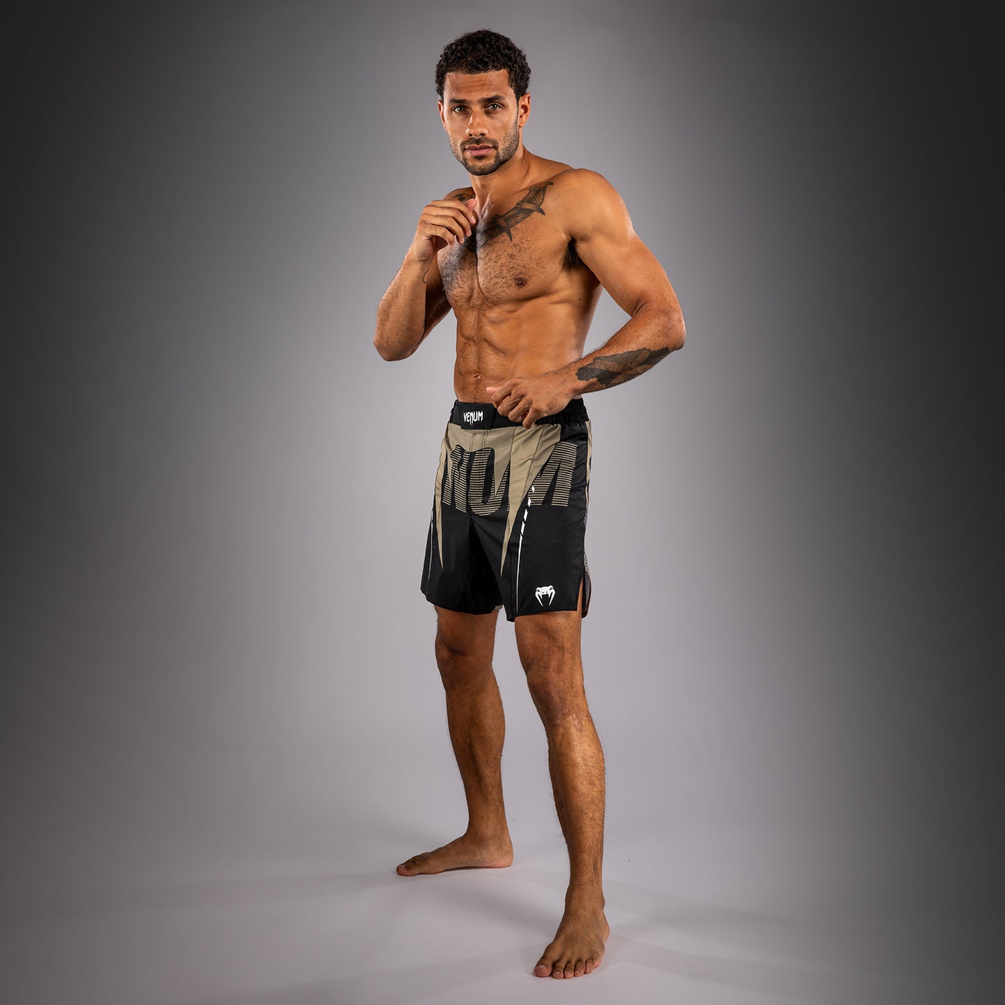 Venum Adrenaline Pantaloncini da combattimento – Nero/Sabbia
