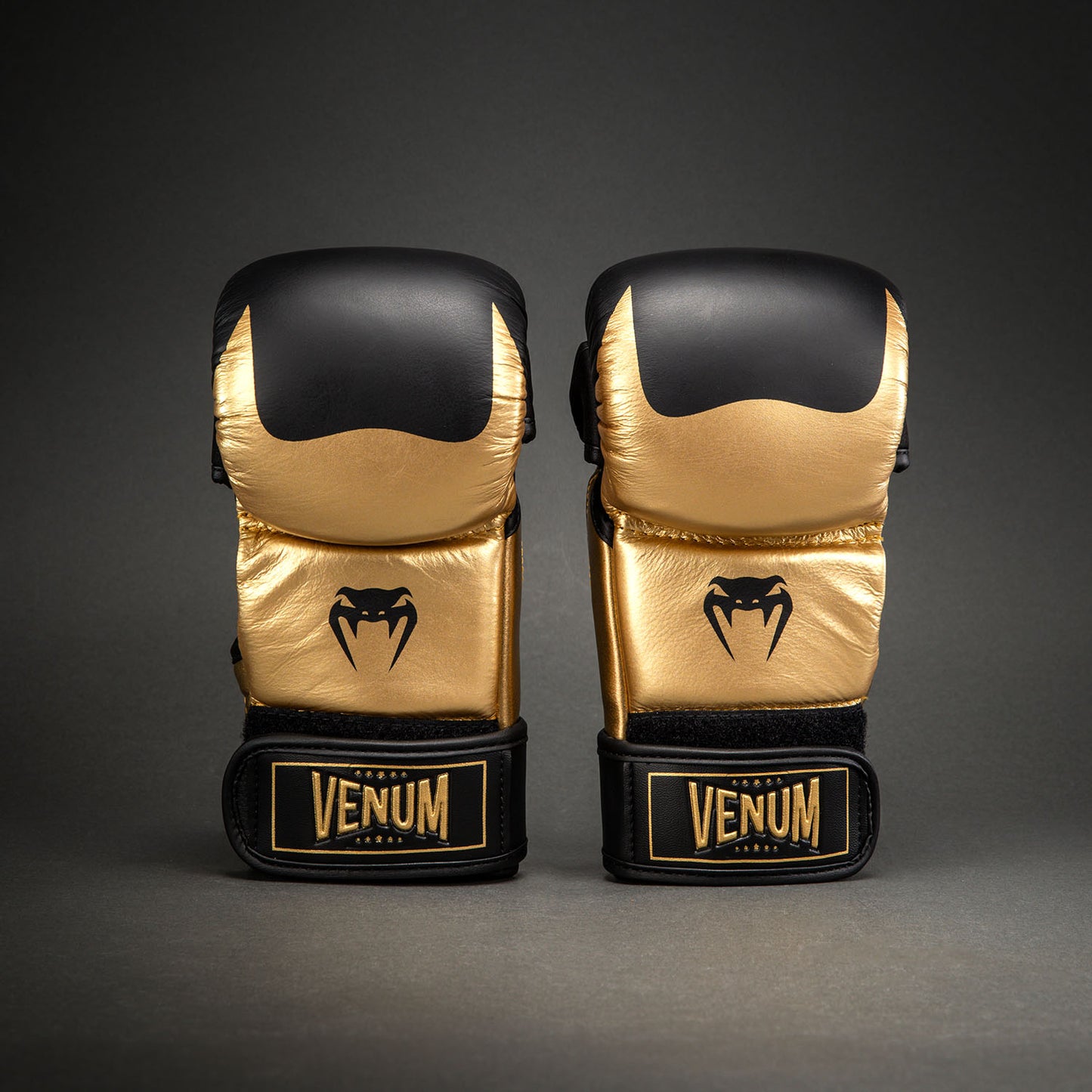 Venum Attack 2.0 Guanti da Sparring in Pelle – Oro/Nero